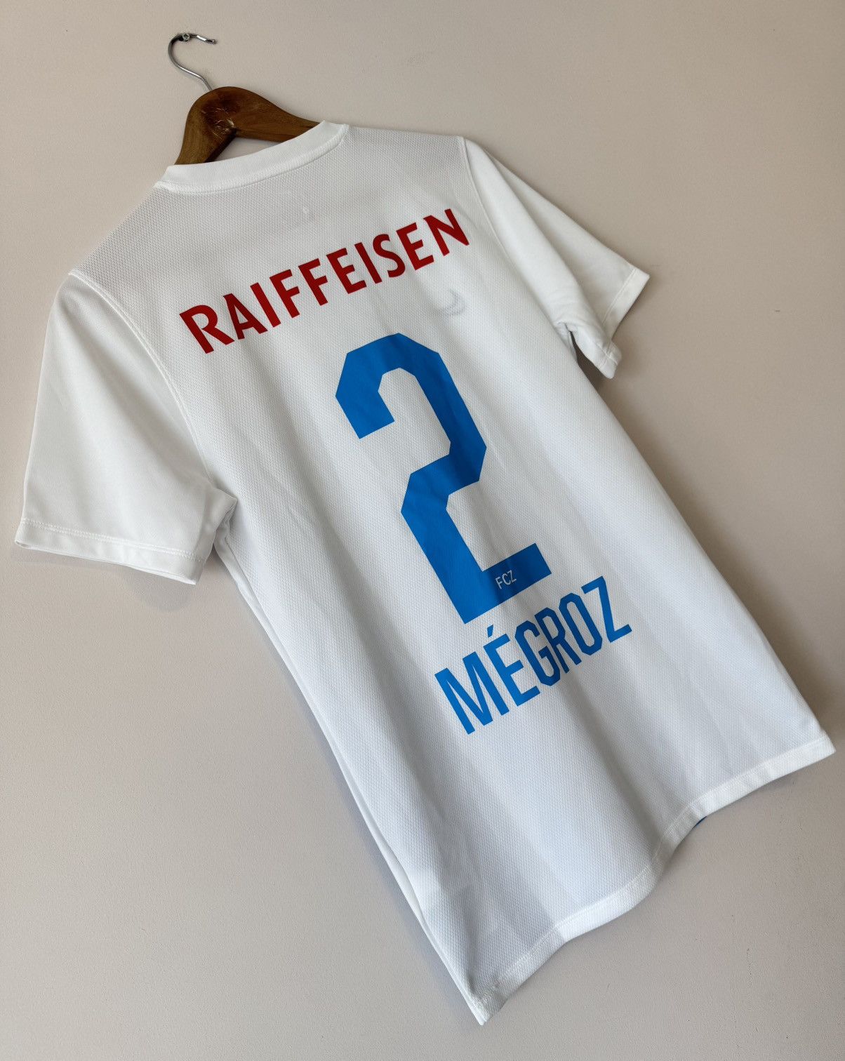 Nike FC Zurich Frauen 2017-2018 Cup Final Jersey Soccer Shirt Kit Size US S / EU 44-46 / 1 - 6 Thumbnail