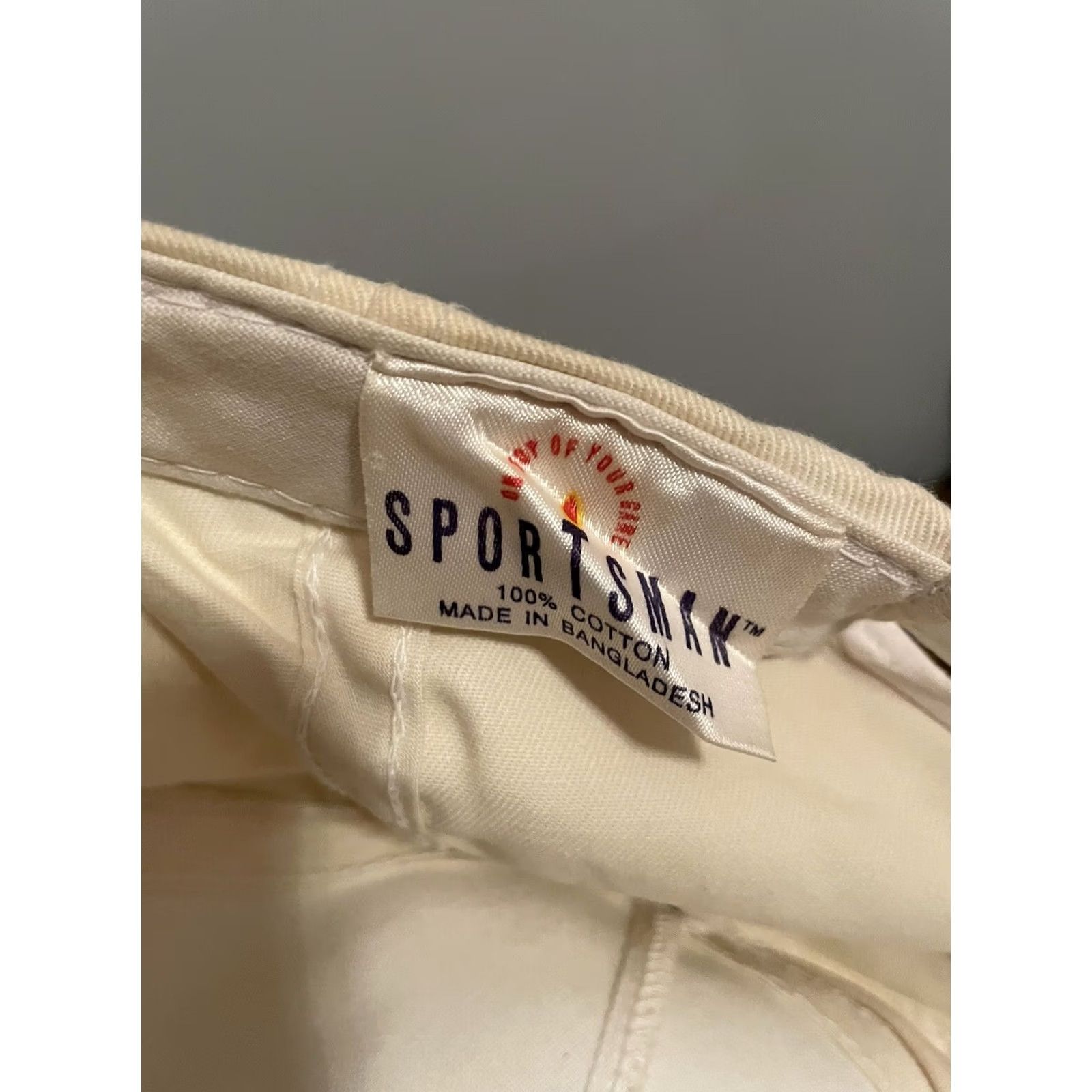 Vintage VINTAGE Sportsman White Snapback Hat One Size Men Adjustable Logo Cotton Paper Peacock Remote Control King Of The Remote Control Size ONE SIZE - 6 Thumbnail