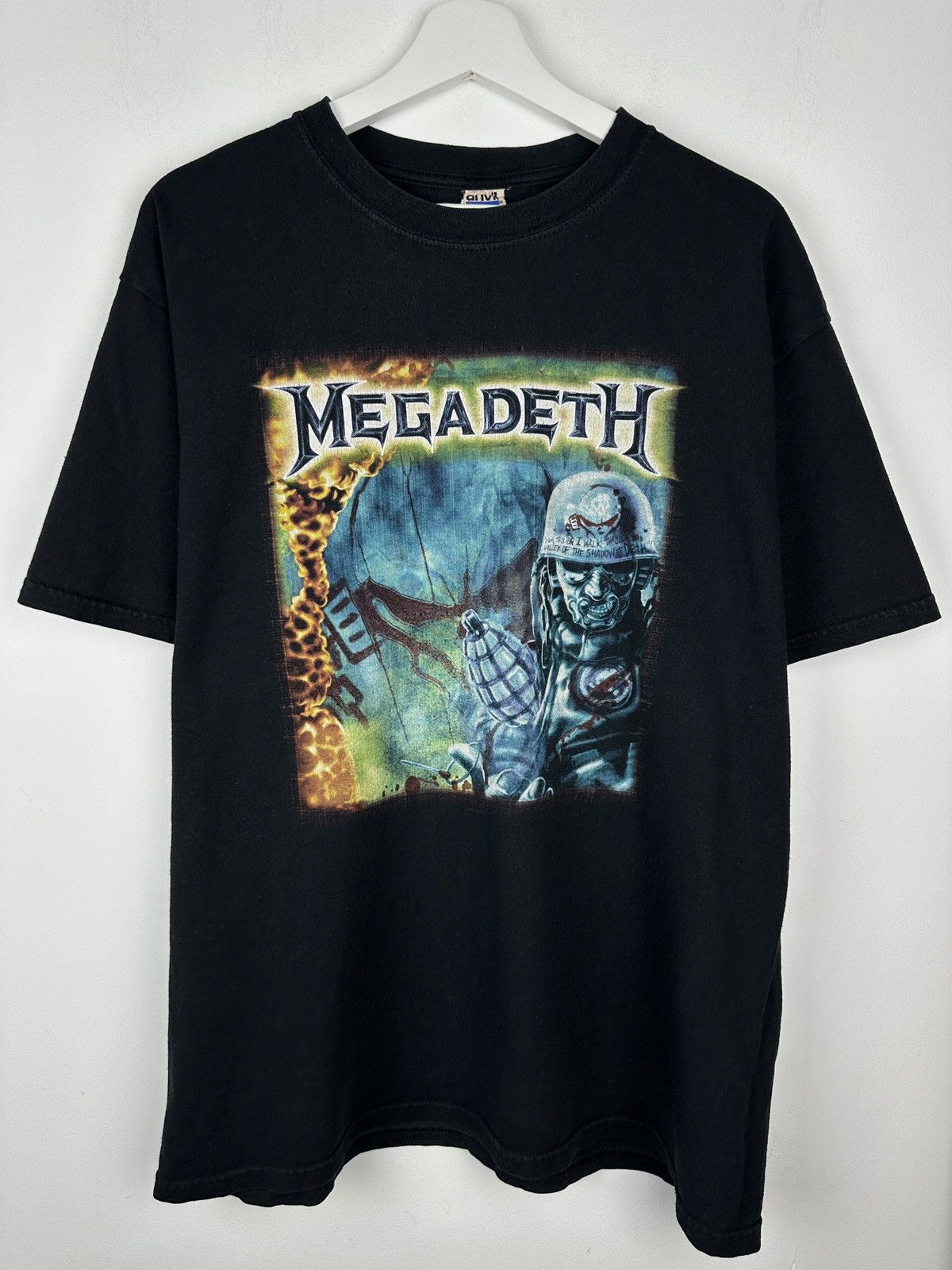Band Tees Vintage Megadeth Tour Of Duty Graphic Metal Rock T Shirt Tee Size US XL / EU 56 / 4 - 1 Thumbnail