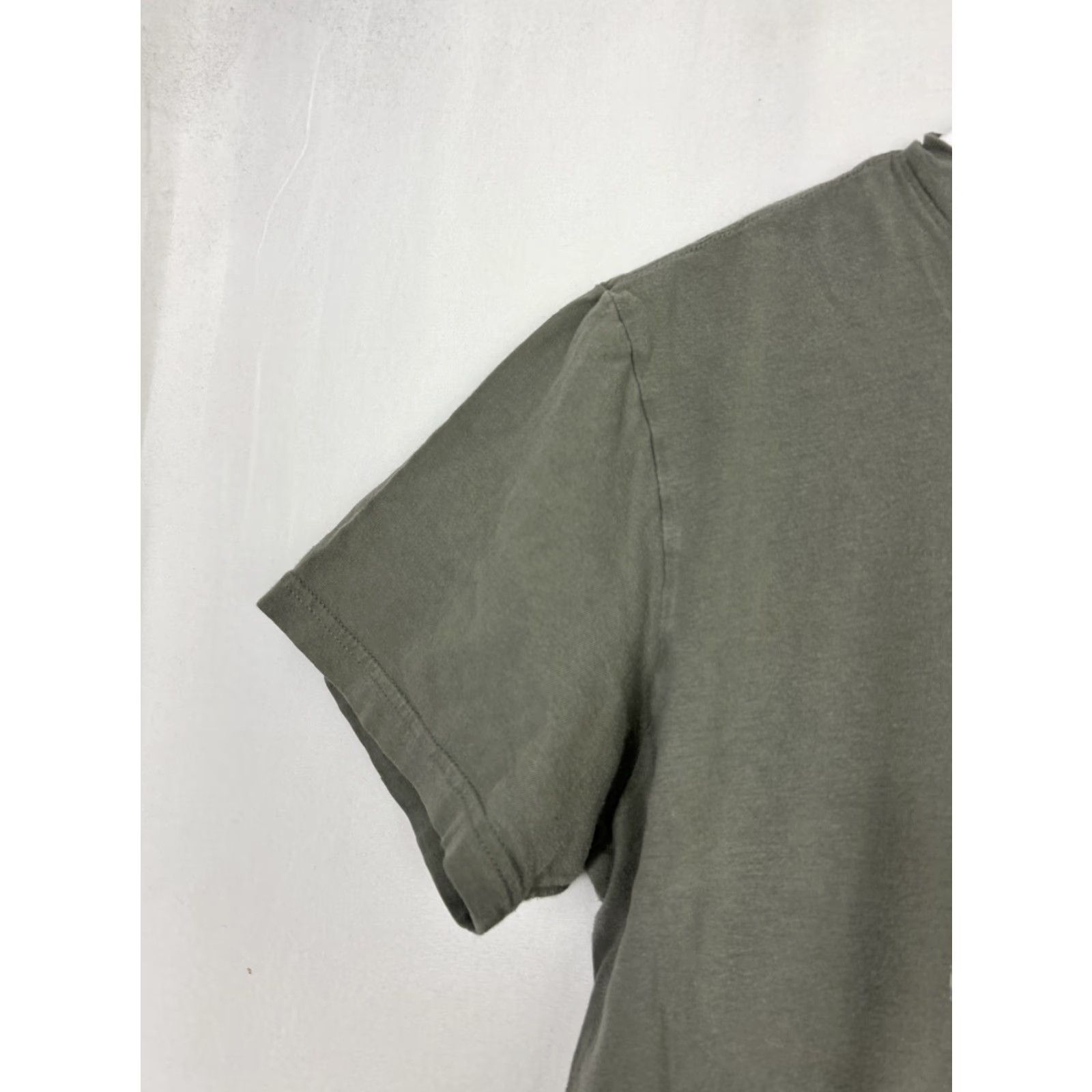 The North Face The North Face Men T-Shirt Short Sleeve Olive Green Floral Medium Size US M / EU 48-50 / 2 - 2 Thumbnail