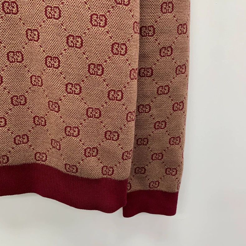 Gucci GucciBrown logo jacquart full print V-neck wool long-sleeve Size US M / EU 48-50 / 2 - 4 Thumbnail