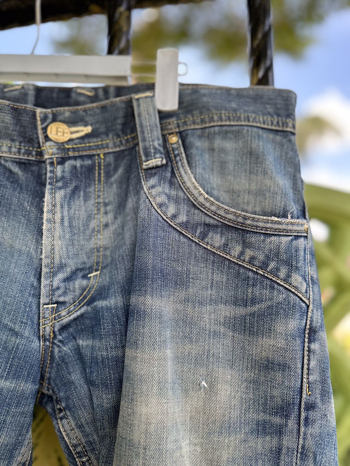 Vintage 💥 Lee Flare Style💥Crazy design Lee Made In Japan Flare💥 Size US 34 / EU 50 - 4 Thumbnail