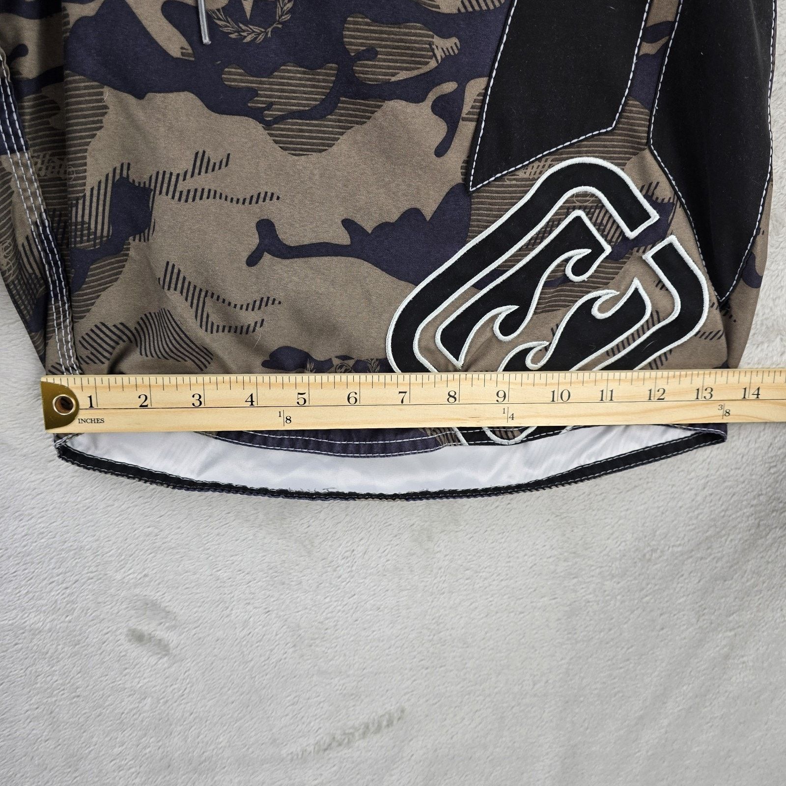 Billabong Vintage Billabong Board Shorts Mens Size 40 Green Camo Y2K Size US 40 / EU 56 - 8 Thumbnail