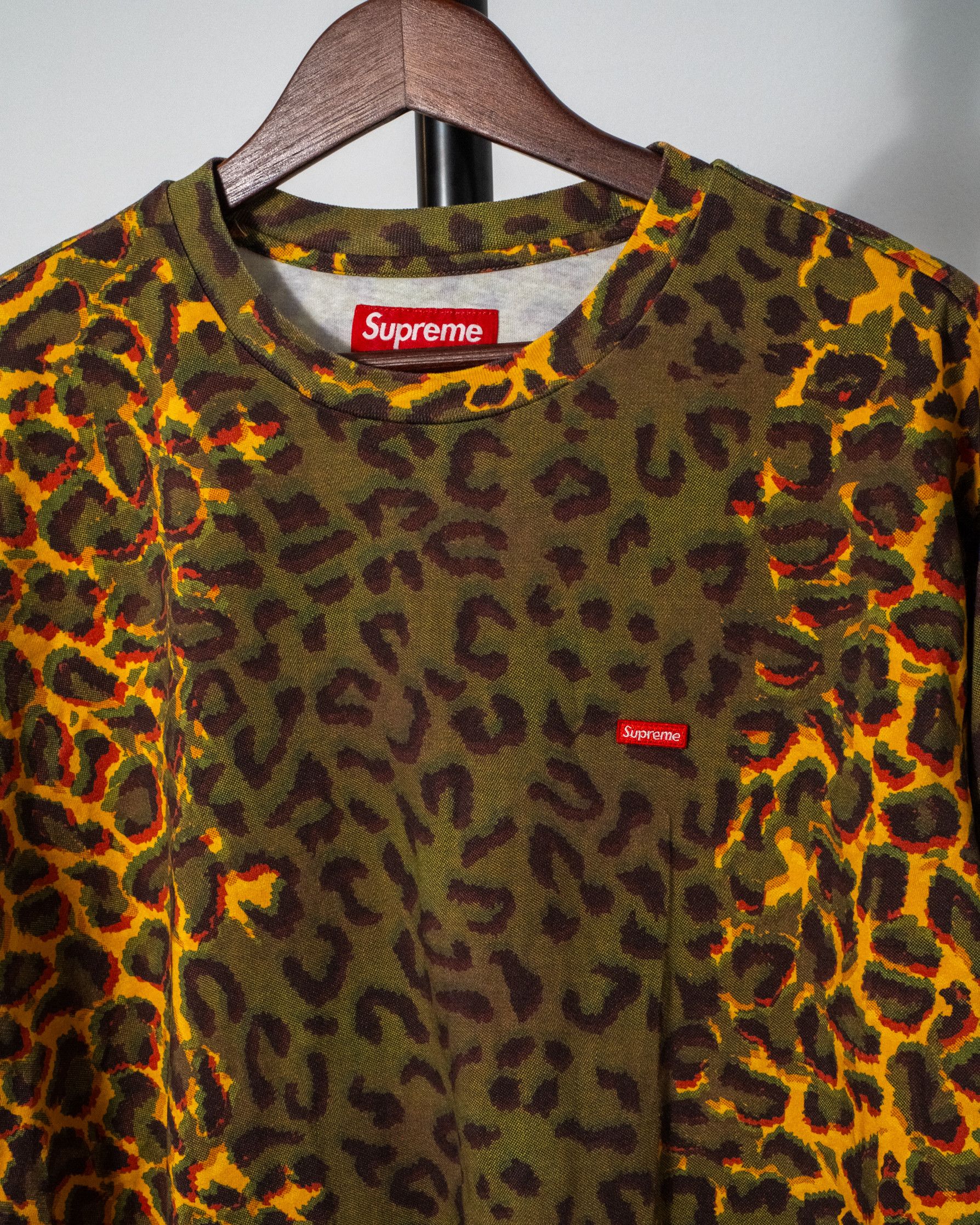 Supreme Supreme Cheetah Camo Small Box Longsleeve Tee Size US L / EU 52-54 / 3 - 3 Thumbnail