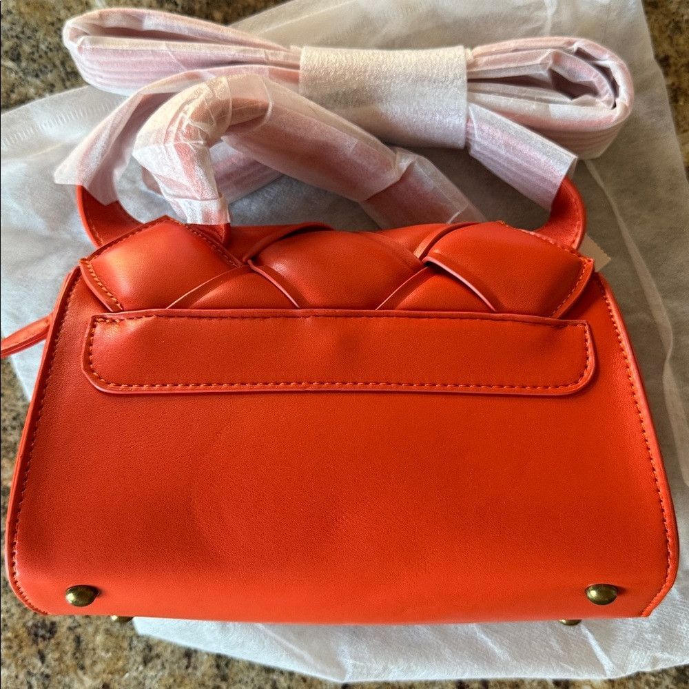 Anthropologie Anthropologie Orange Puffy Woven Crossbody Bag. NWT. Size ONE SIZE - 4 Thumbnail