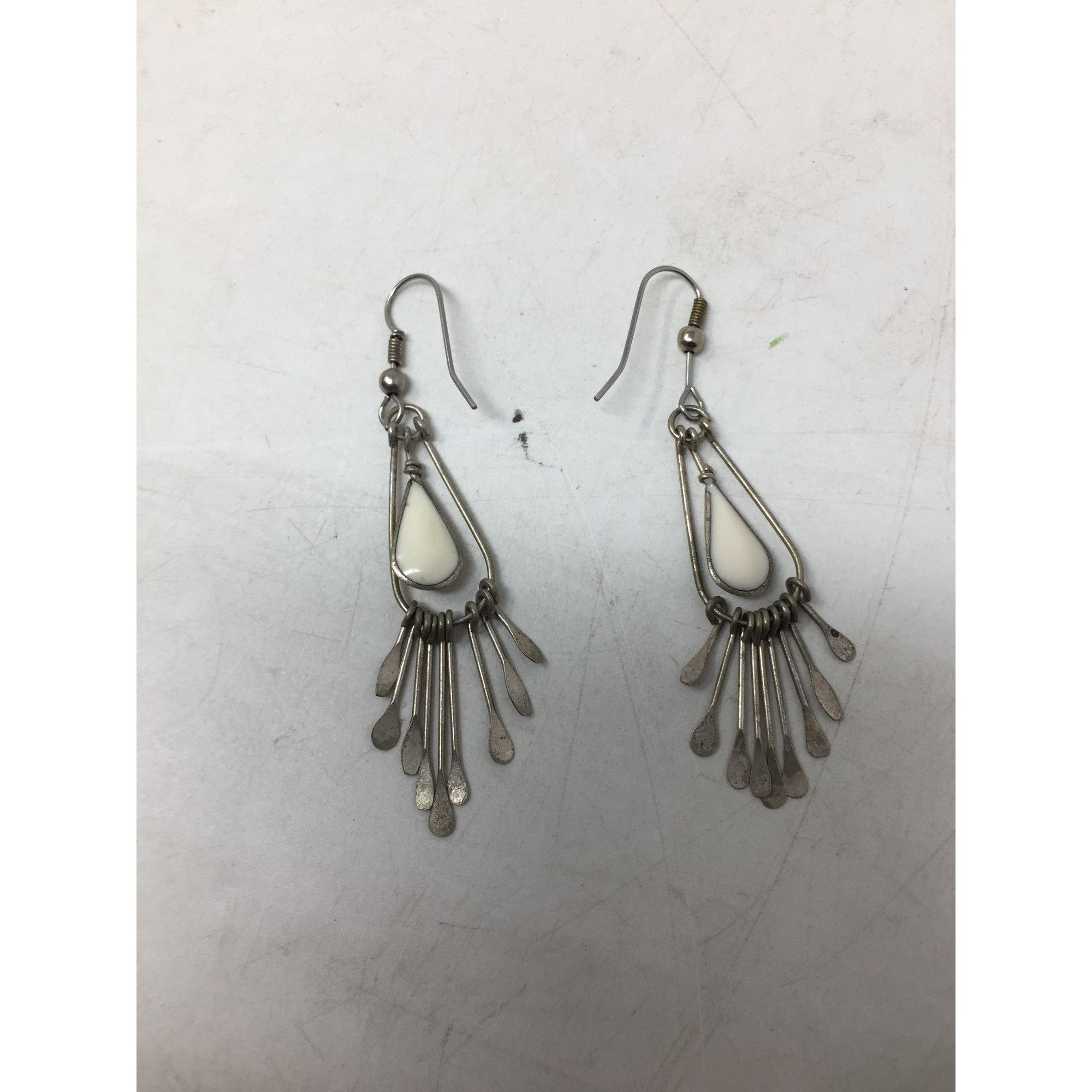 Other Women's Silver Toned Teardrop Dangle Earrings Size ONE SIZE - 20 Thumbnail
