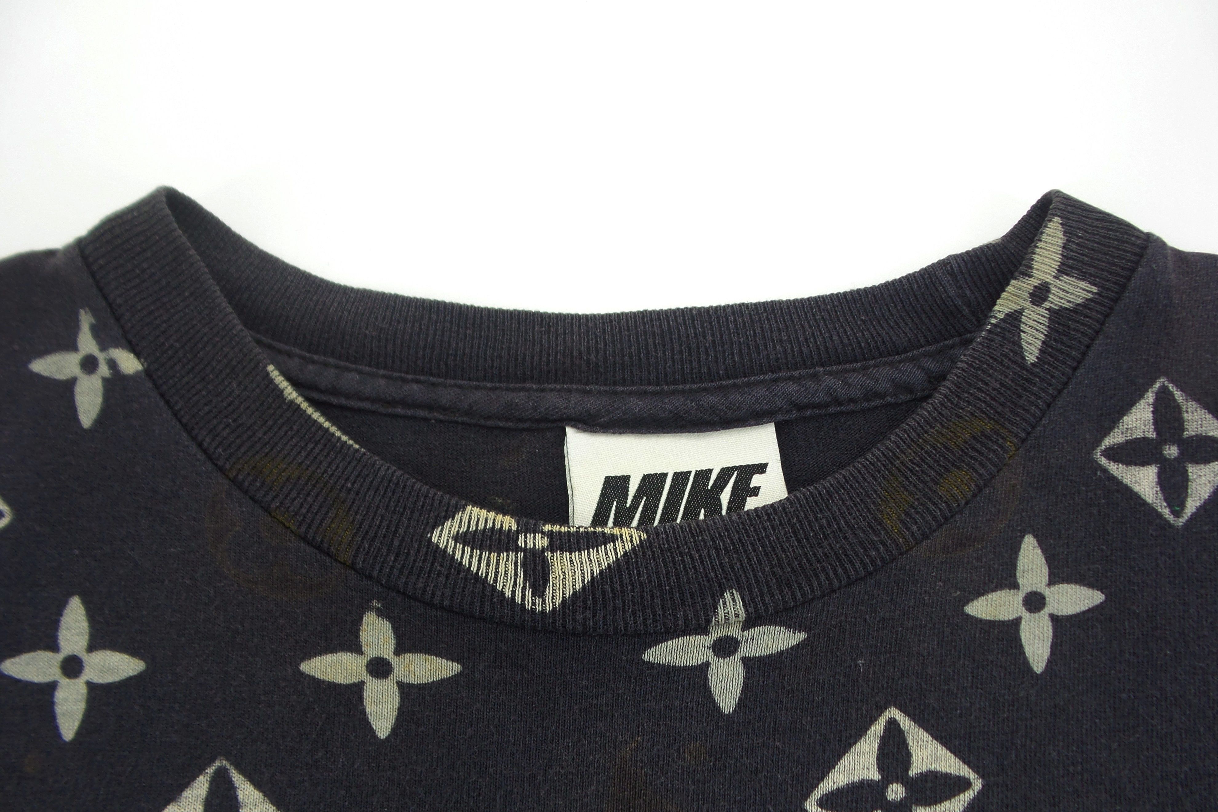 Japanese Brand Mike Over Print Monogram Basketball Parody T-shirts Size US M / EU 48-50 / 2 - 2 Thumbnail