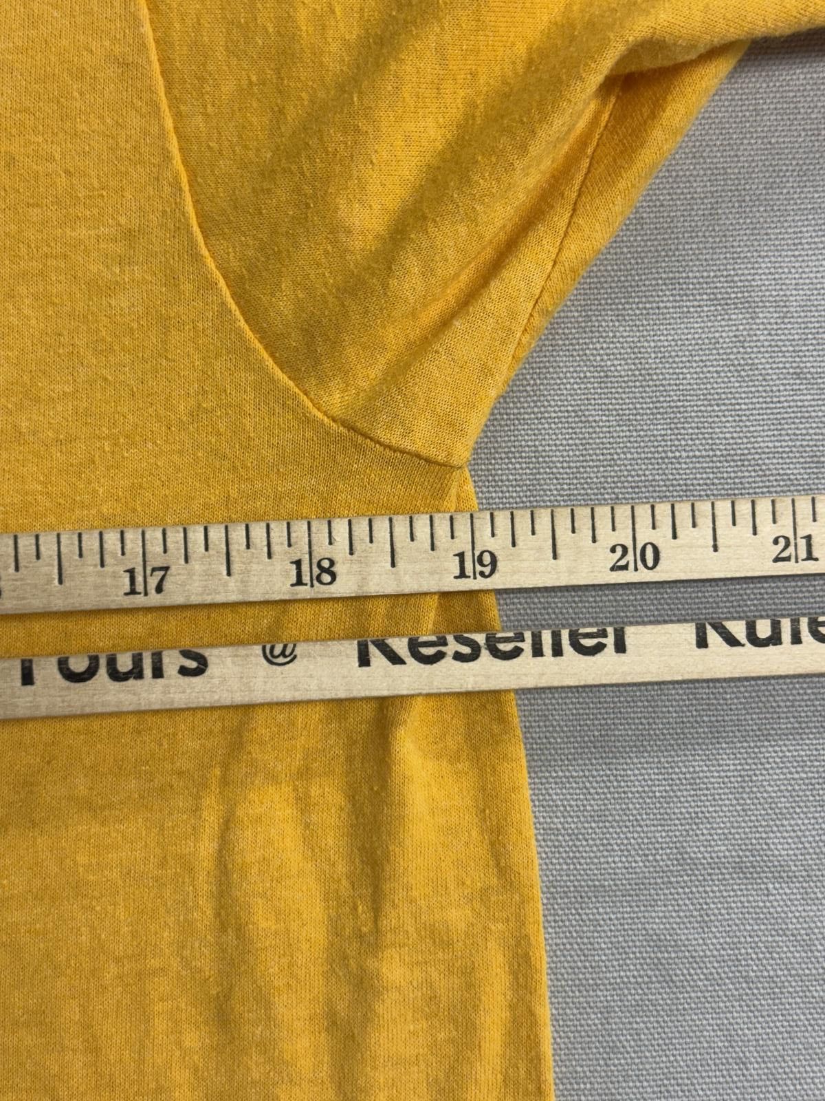 Other Vintage Clayton Avenue Elementary School T-shirt Vestal NY Size US L / EU 52-54 / 3 - 8 Thumbnail