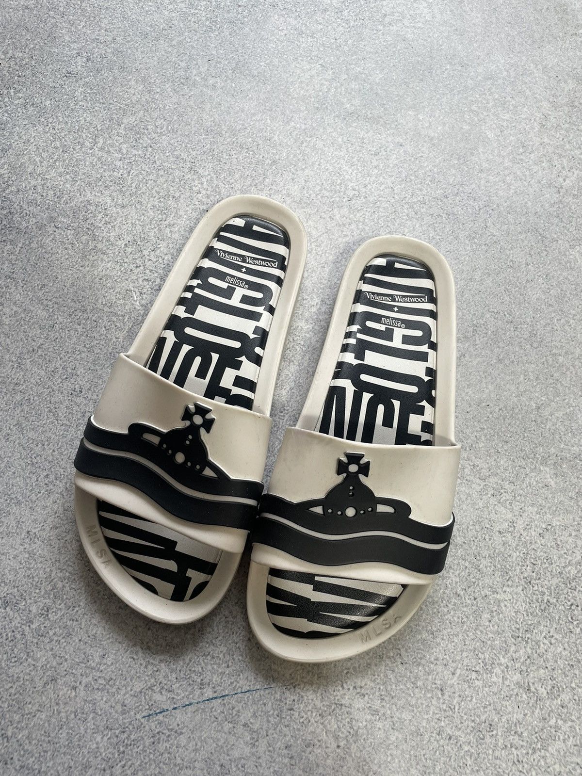 Vivienne westwood melissa pattern white beach slides sandals