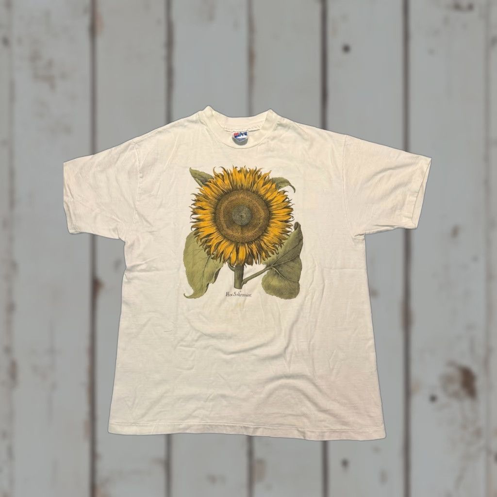 Hanes VINTAGE Hanes T-Shirt Large Sunflower Art Graphic Print Crew Neck Short Sleeve Men 1990s Grunge White Cotton Regular Size US L / EU 52-54 / 3 - 1 Thumbnail
