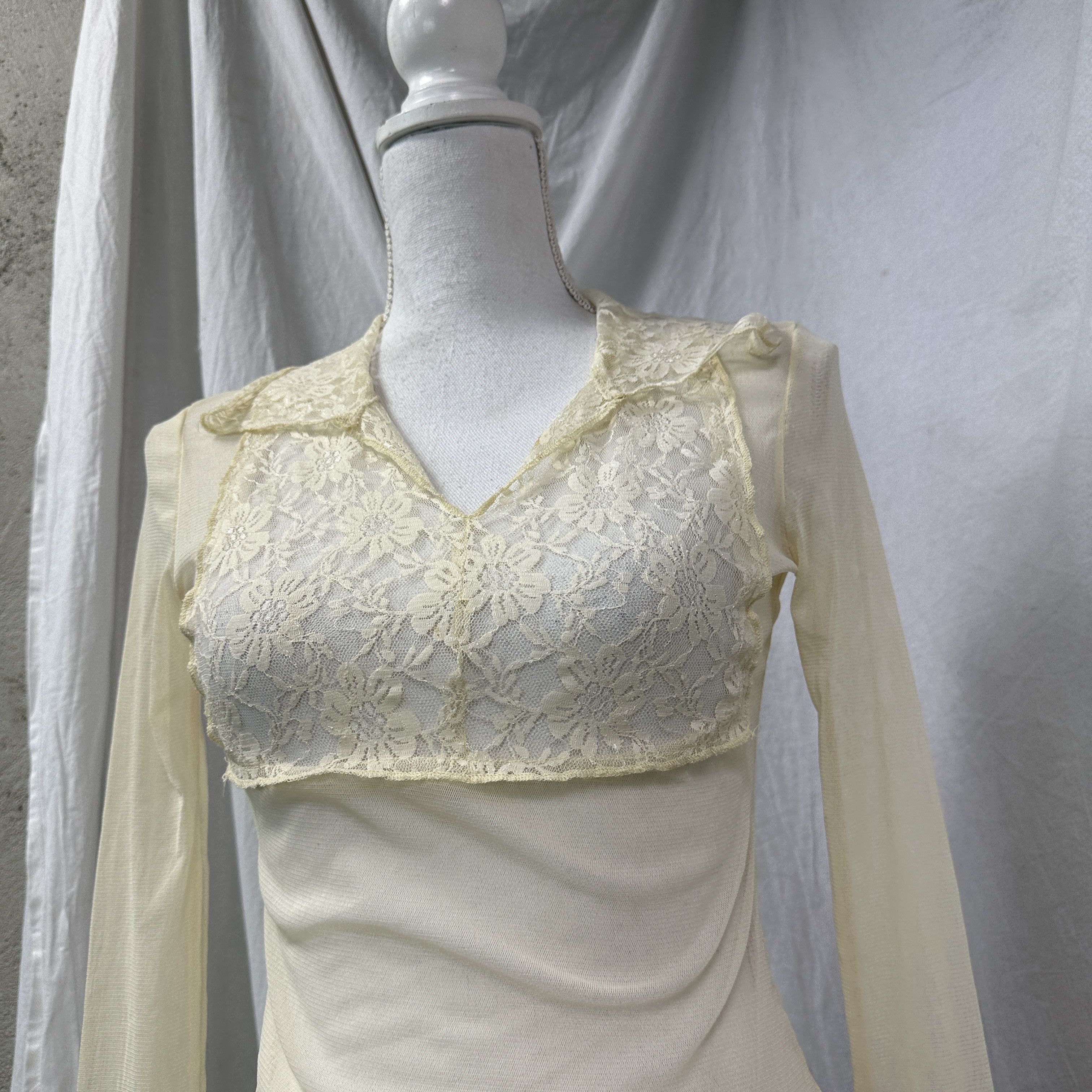 Vintage Vintage Avant Garde Preppy Sheer Lace 00s Longsleeve Blouse Size S / US 4 / IT 40 - 3 Thumbnail