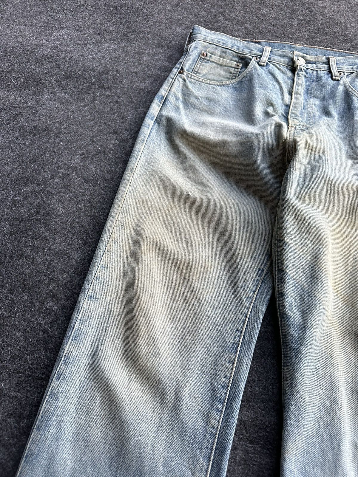 Levi's Vintage LVC 502 XX Crop Dirty Denim D477 Size US 32 / EU 48 - 3 Thumbnail