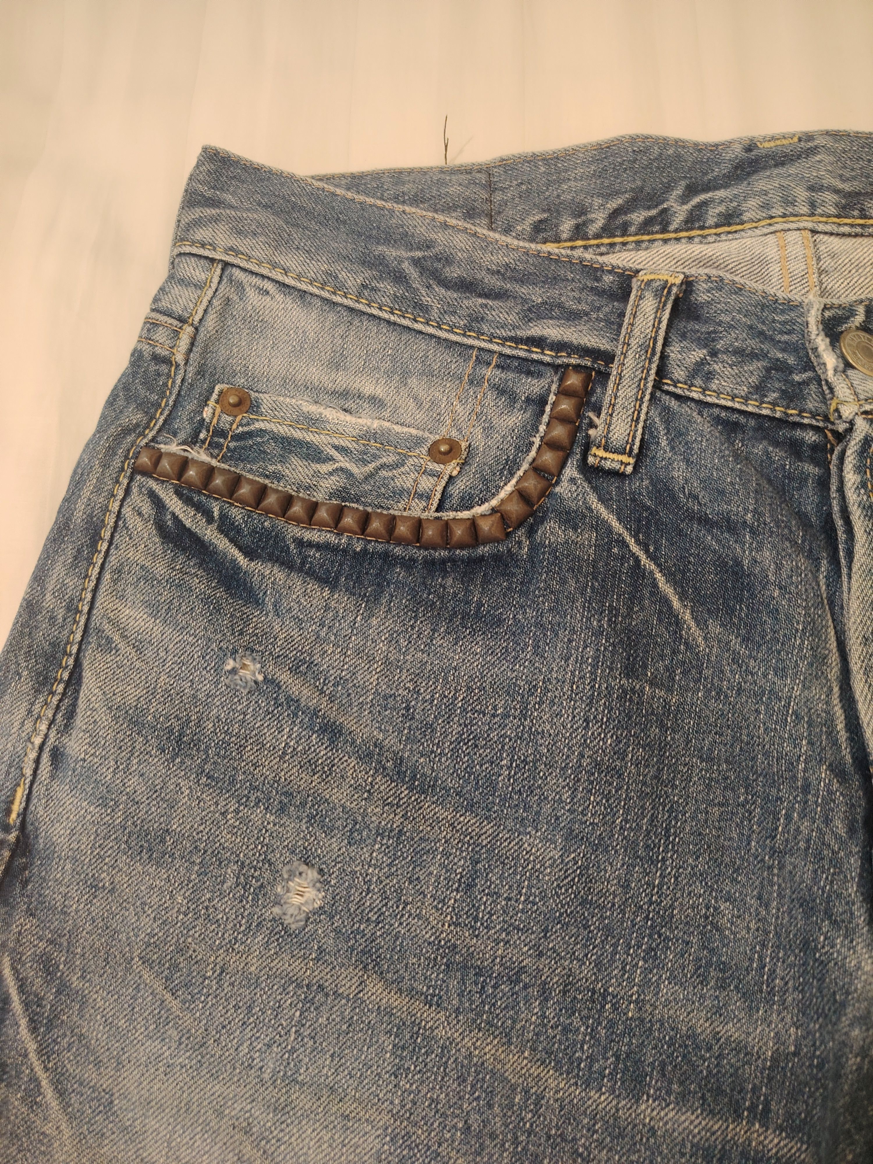 Hysteric Glamour Thrashed Distressed Hysteric Glamour Studded Selvedge Jeans Size US 30 / EU 46 - 12 Thumbnail