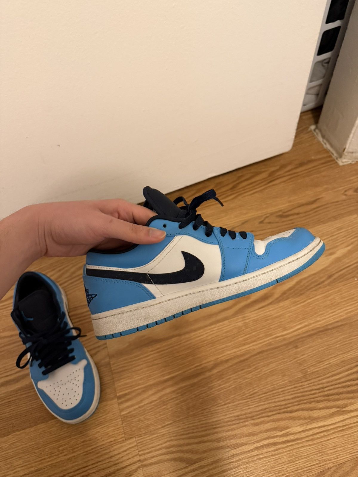 Jordan Brand Jordan 1 low unc Size US 8 / EU 41 - 6 Thumbnail