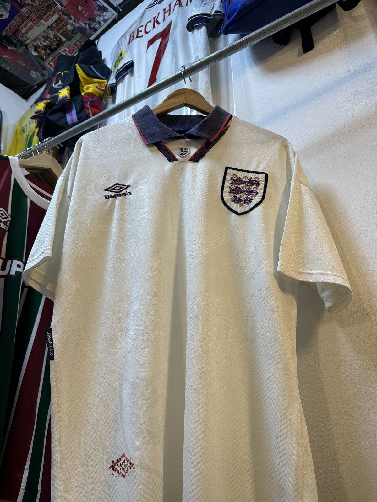 Umbro Vintage 1994 England Home Kit Size US L / EU 52-54 / 3 - 4 Thumbnail