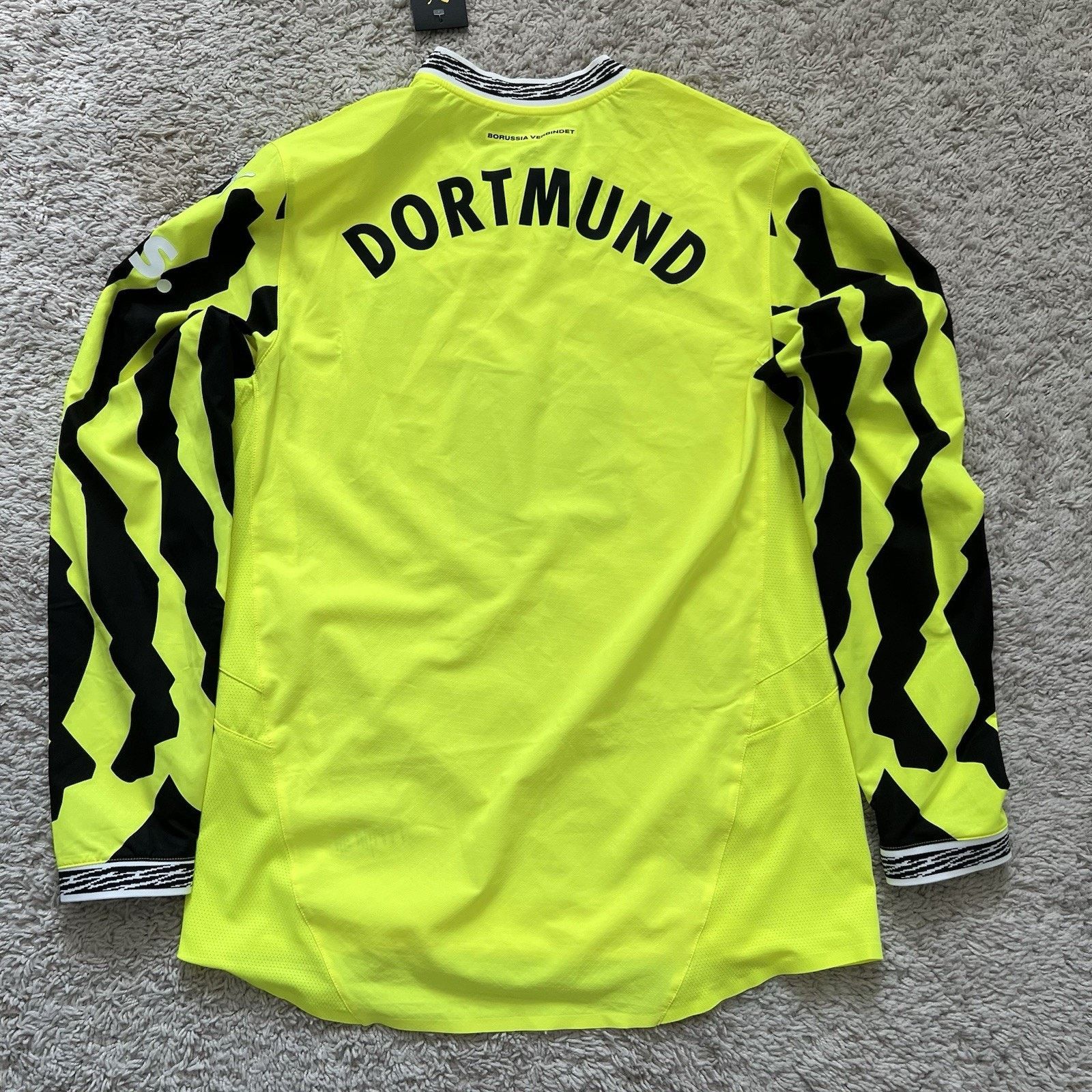 Puma Puma Borussia Dortmund BVB Anniversary Long Sleeve Medium Size US M / EU 48-50 / 2 - 9 Thumbnail