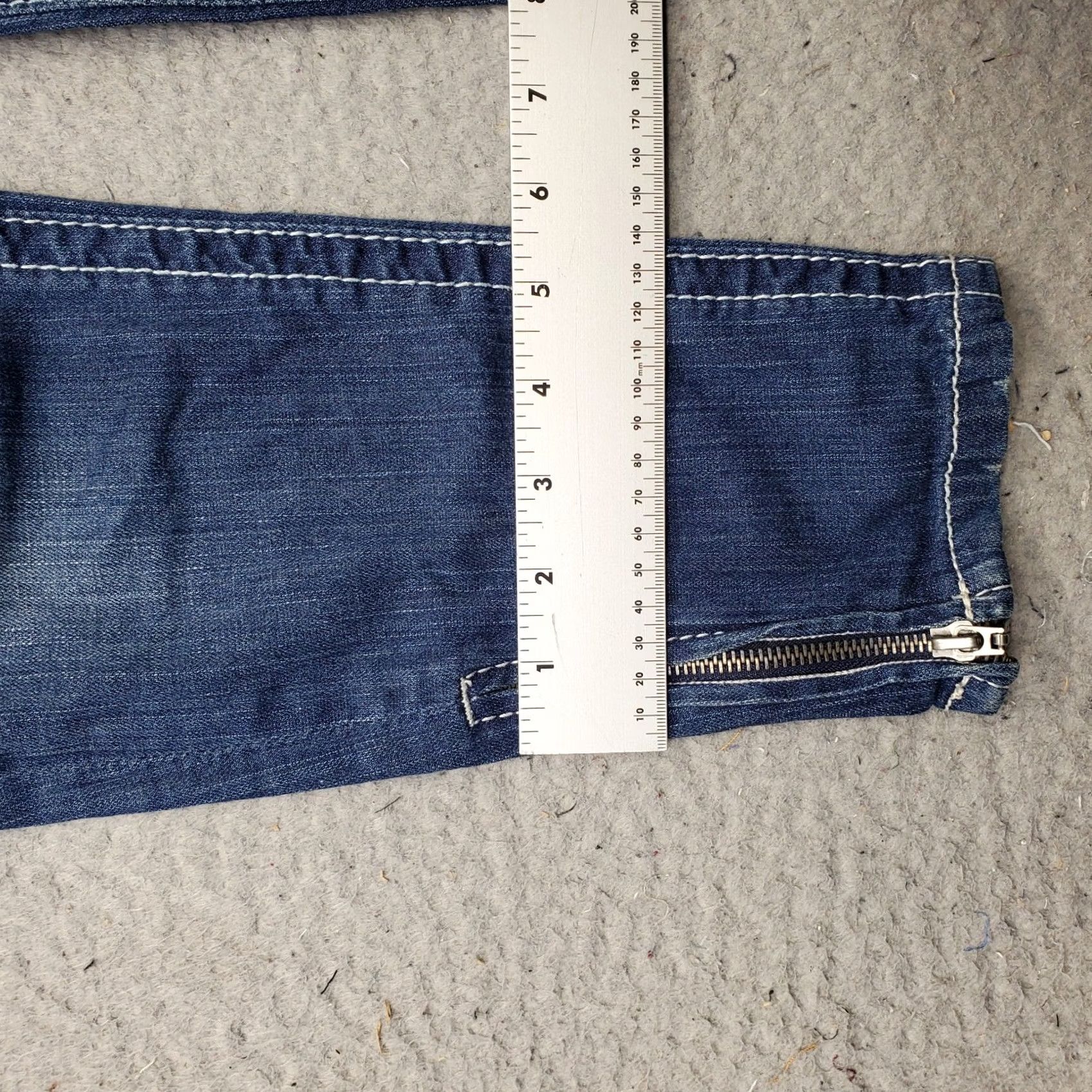 Vintage Seven7 Jeans Womens 6 Blue Denim Faded Stretch Ankle Zip Skinny Leg Streetwear Jeans Womens 6 Blue Denim Stretch Ankle Zip Skinny Streetwear Size 28" / US 6 / IT 42 - 5 Thumbnail