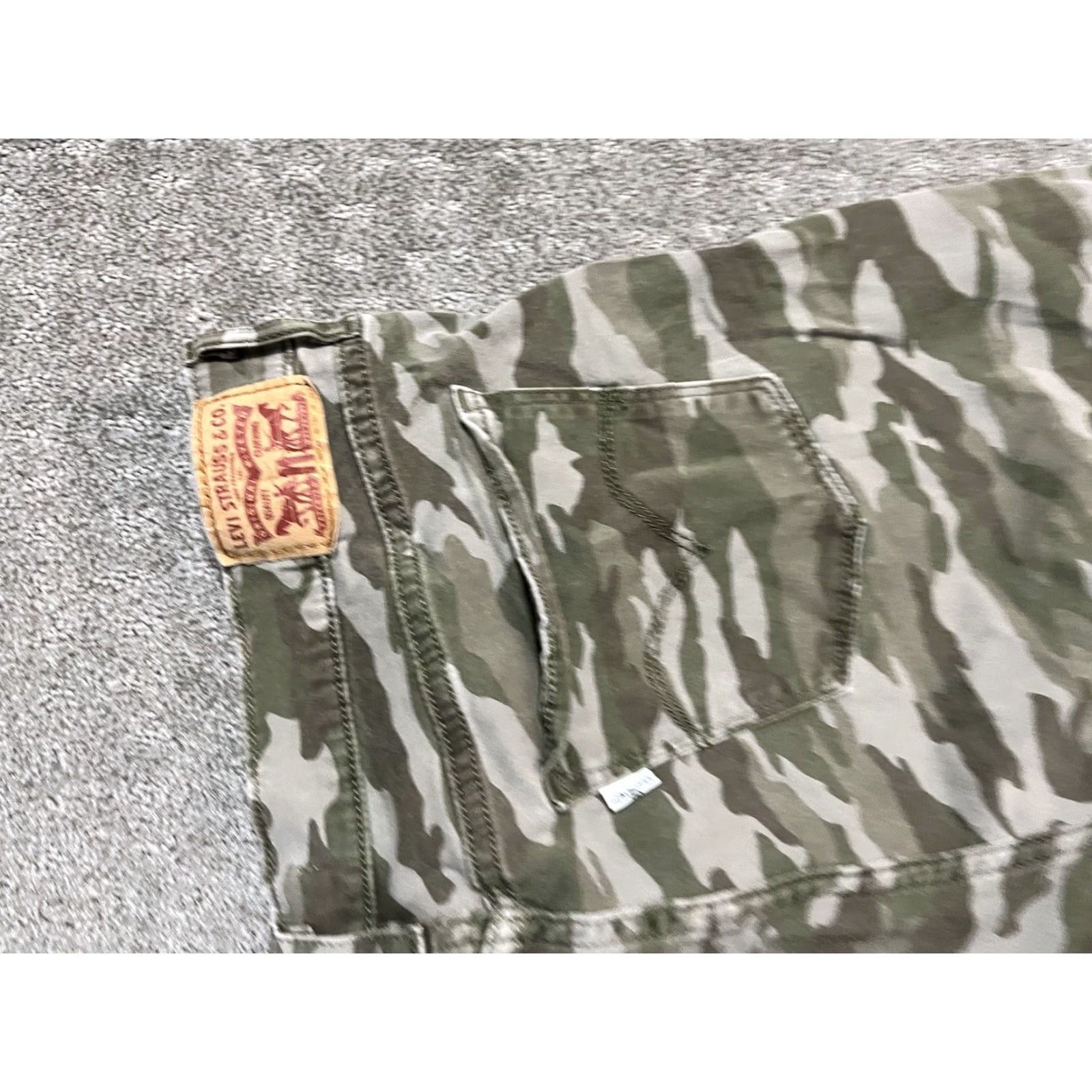 Levi's Levis 720 Jeans Womens 33 Green Camo High Rise Super Skinny Crop Denim Size 24" / US 00 / IT 34 - 5 Thumbnail
