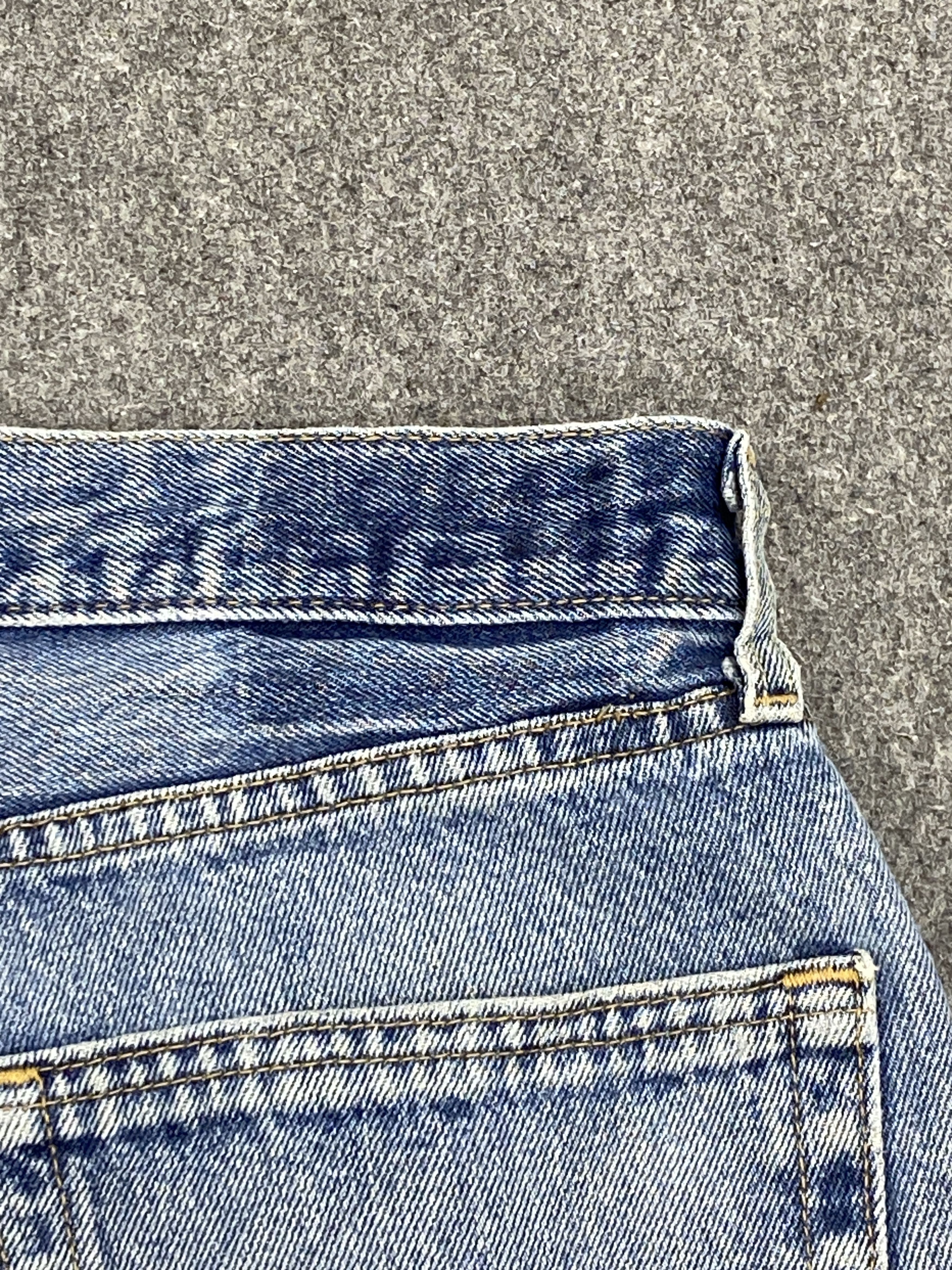 Levi's Vintage Levi's 505 Blue Denim Jeans DP2693 Size US 31 - 12 Thumbnail