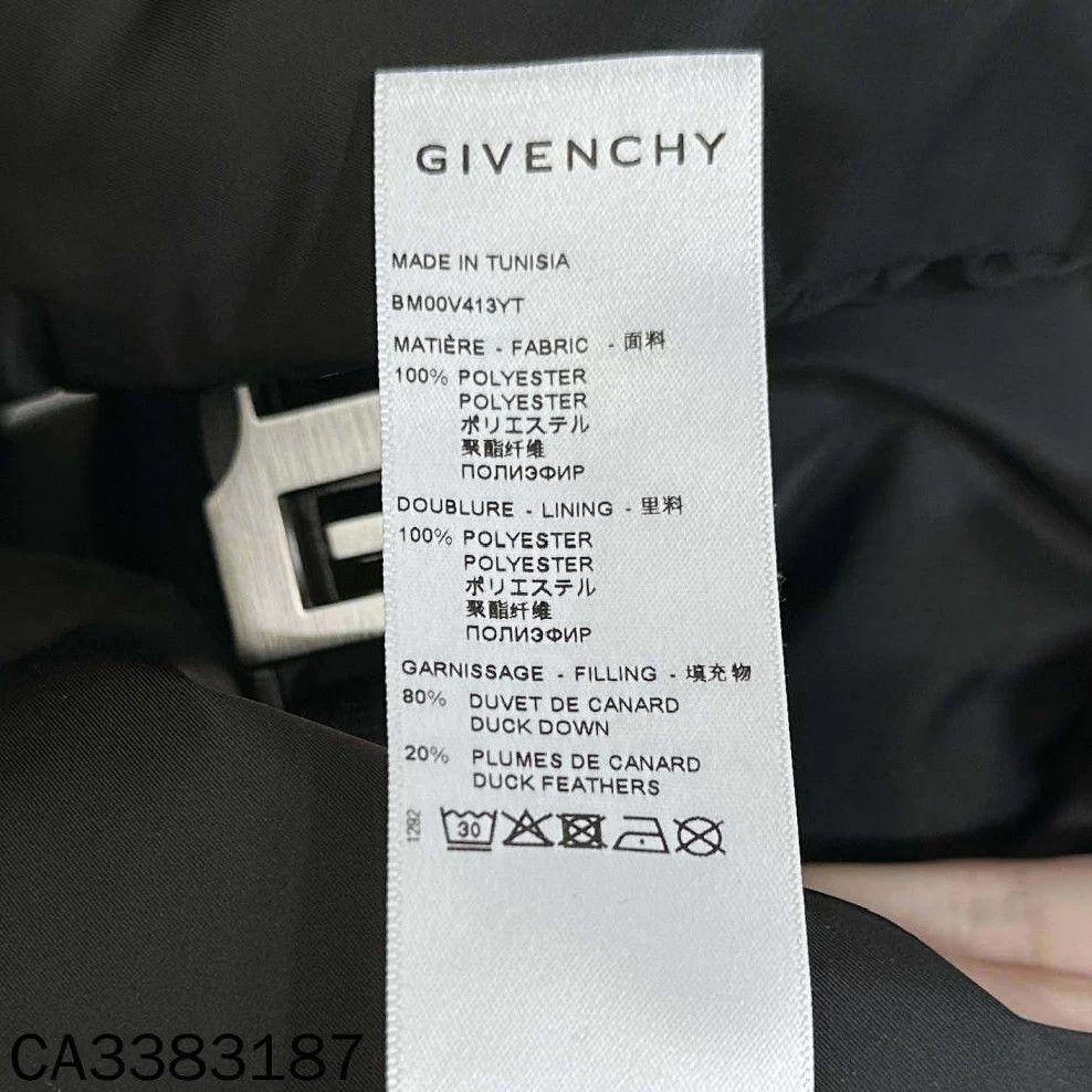 Givenchy GIVENCHY solid color metal detail down vest 98 New 46 faded Size US S / EU 44-46 / 1 - 4 Thumbnail
