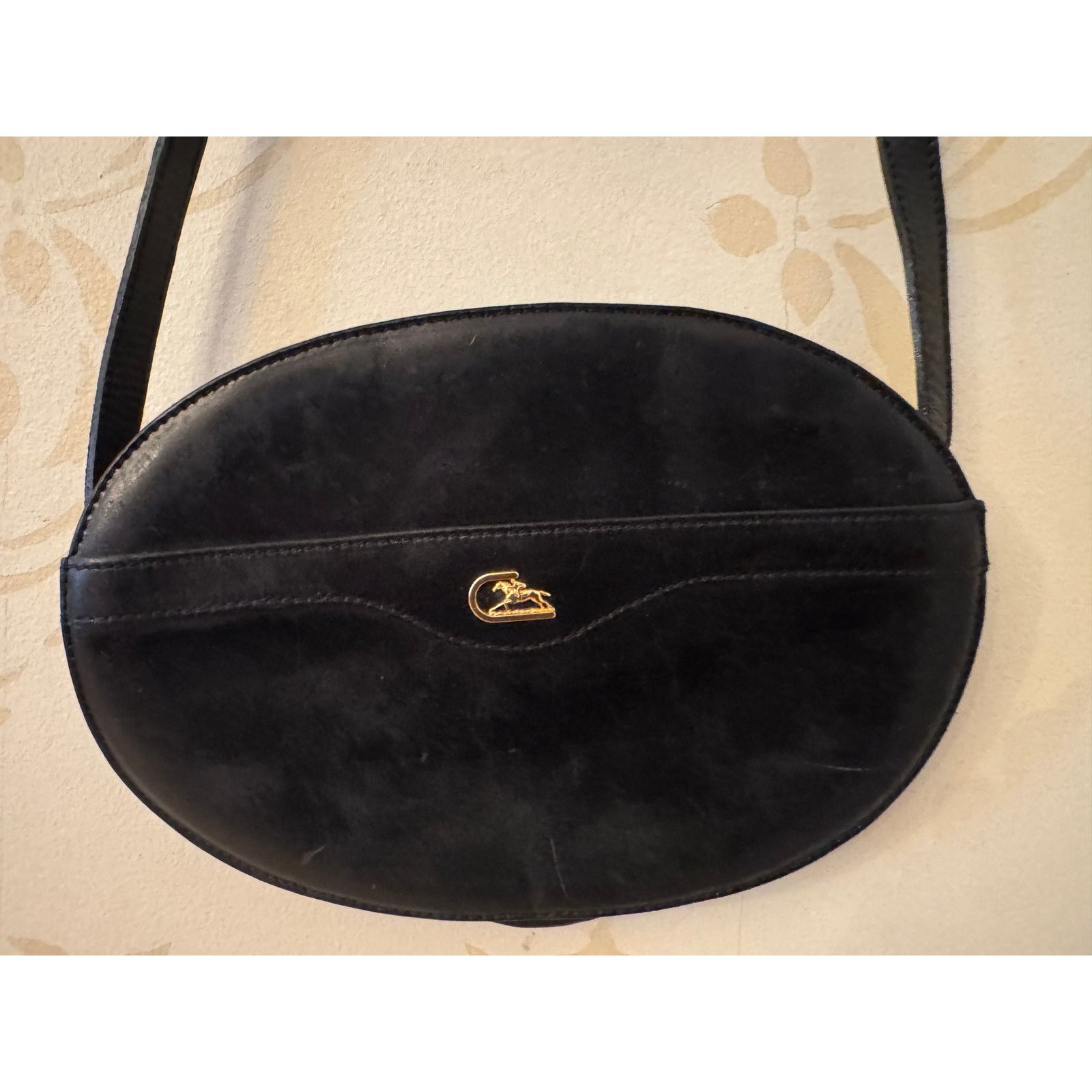 Vintage Italy Cristian Black Oval Leather Handbag Size ONE SIZE - 4 Thumbnail