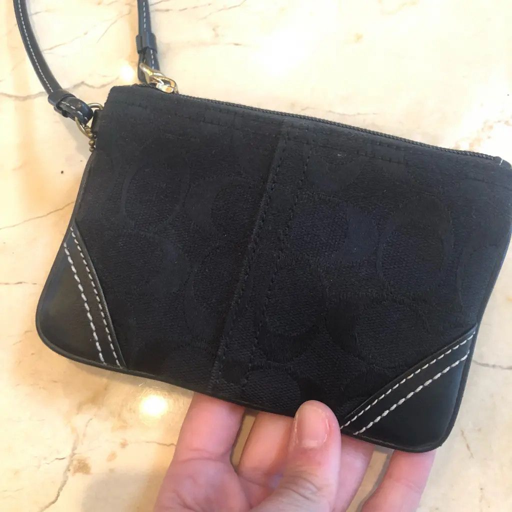 Coach Coach Black Signature Wristlet Clutch Size ONE SIZE - 2 Thumbnail
