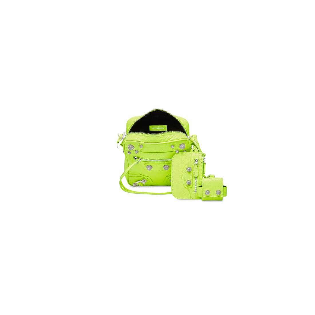Balenciaga o1tr1nto0525 Size: OS / Le Cagole Men Crossbody Bag in Green Size ONE SIZE - 7 Thumbnail