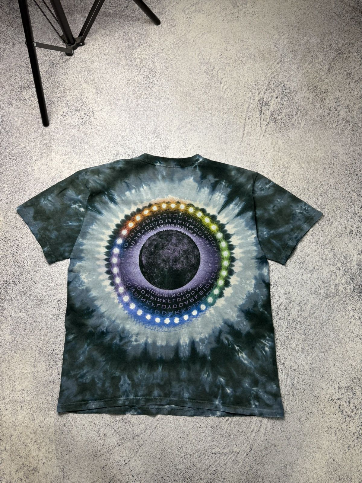 Pink Floyd Vintage Pink Floyd Dark Side of The Moon Tie Dye T shirt Size US M / EU 48-50 / 2 - 13 Thumbnail