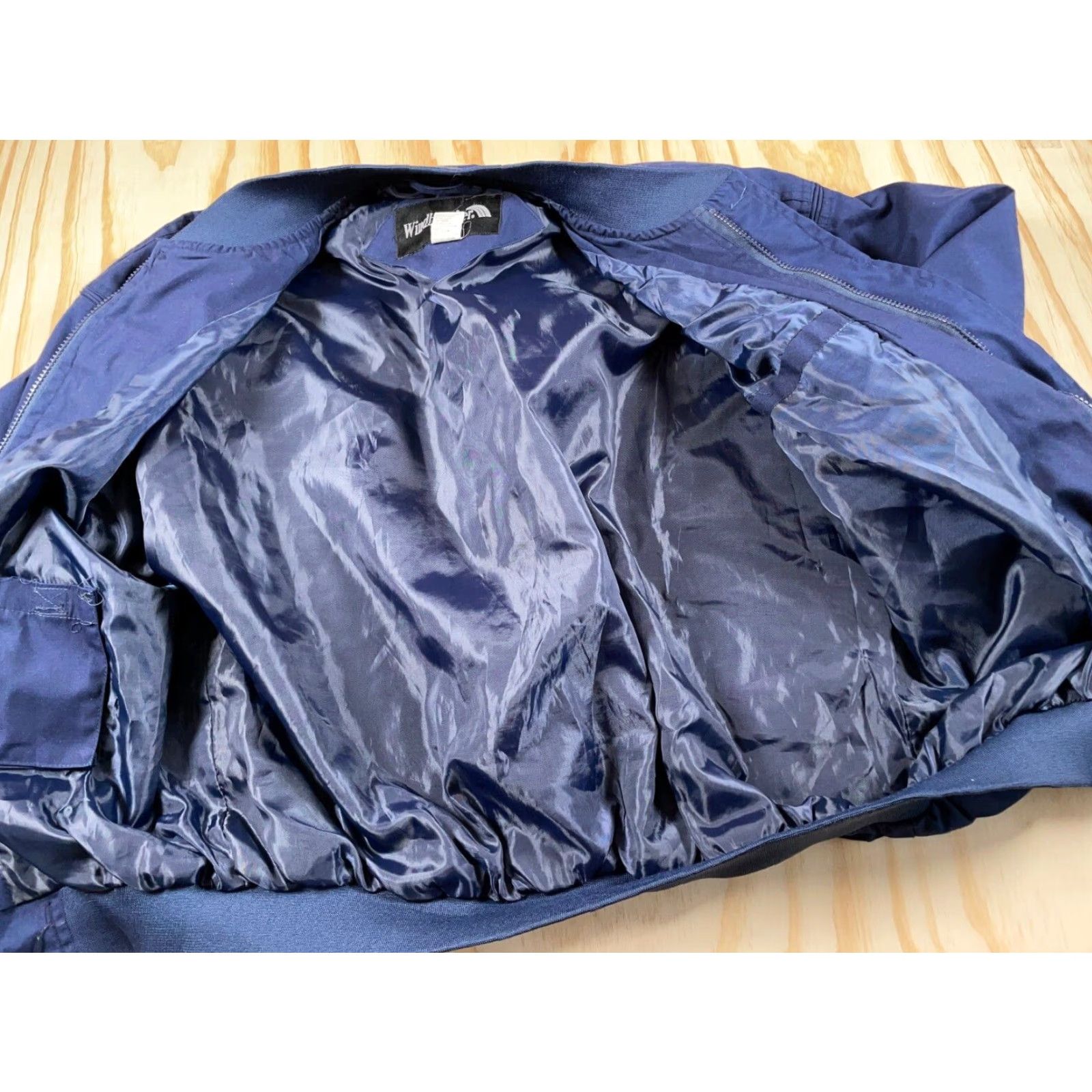 Vintage VINTAGE Bomber Jacket 80s Preppy Blue L Men Regular Zip Pockets Band Collar Full Zip Pockets Size US L / EU 52-54 / 3 - 5 Thumbnail