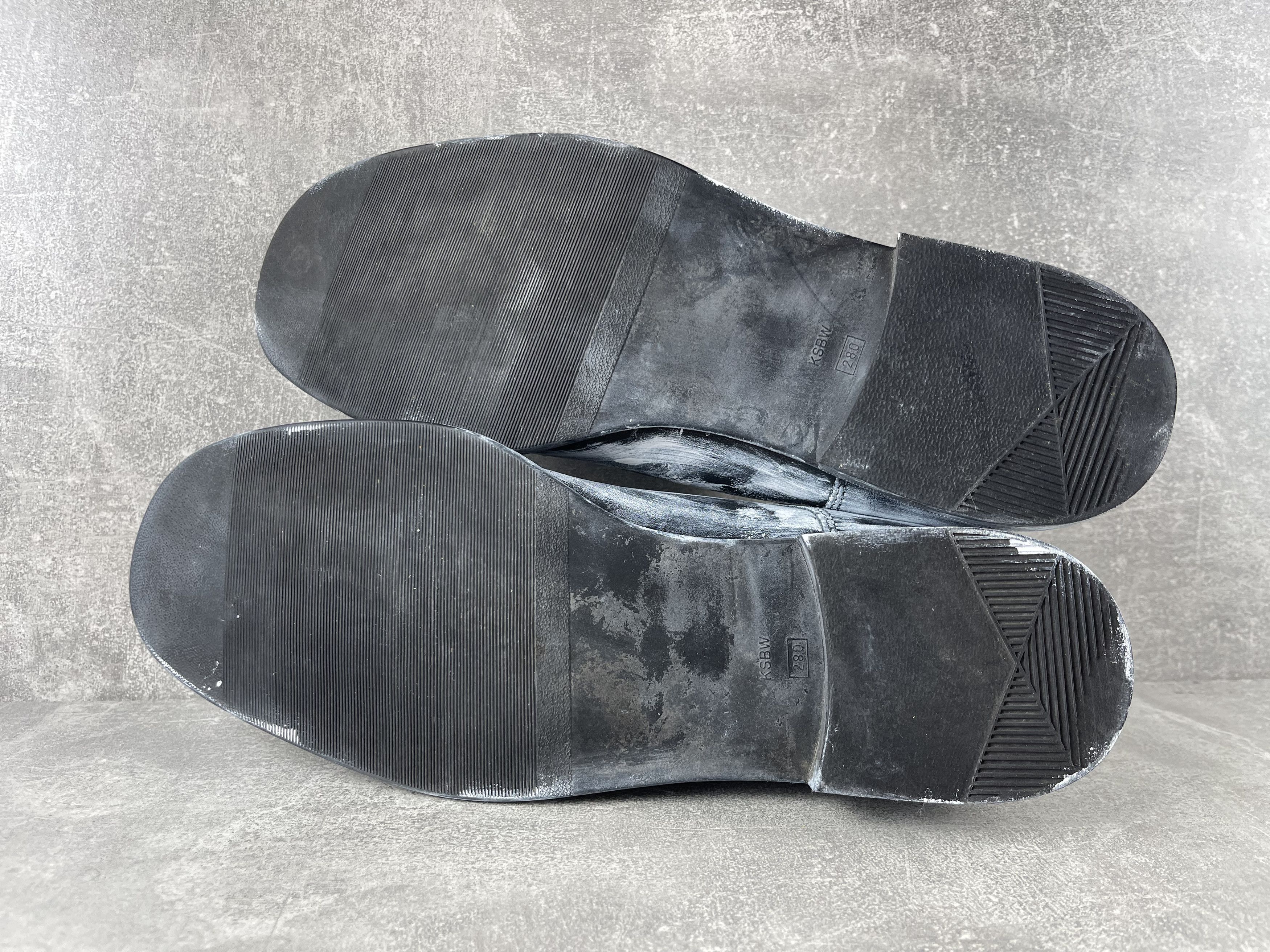 20471120 Avant garde y2k painted maison margiela style leather boots Size US 10 / EU 43 - 12 Thumbnail
