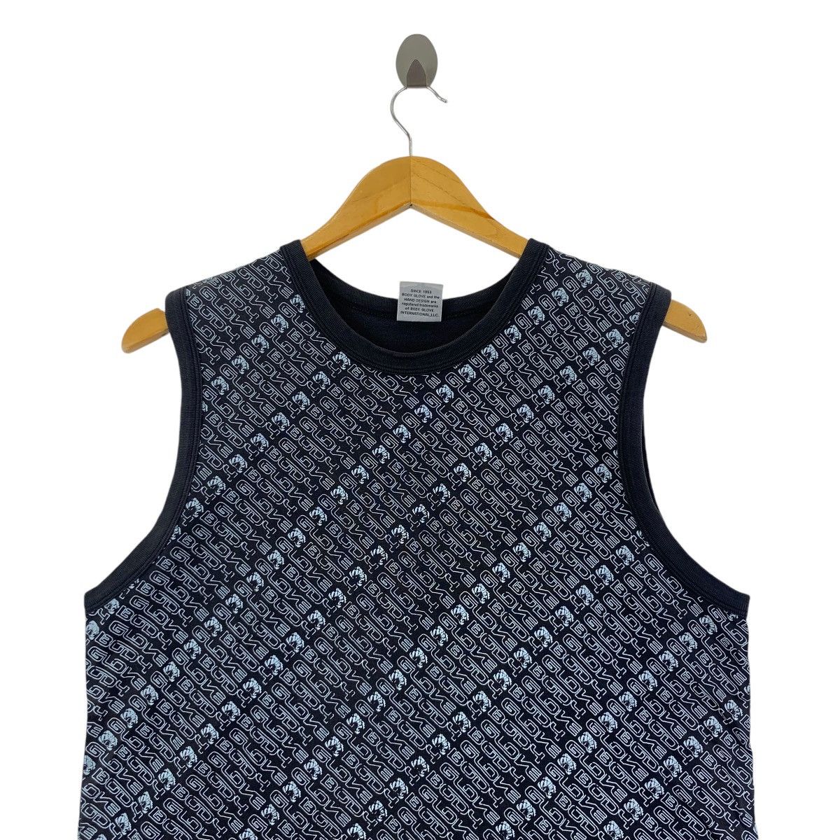 Body Glove Vintage BODY GLOVE SURF Over Print AOP Tank Top Tee Shirt Size US L / EU 52-54 / 3 - 2 Thumbnail