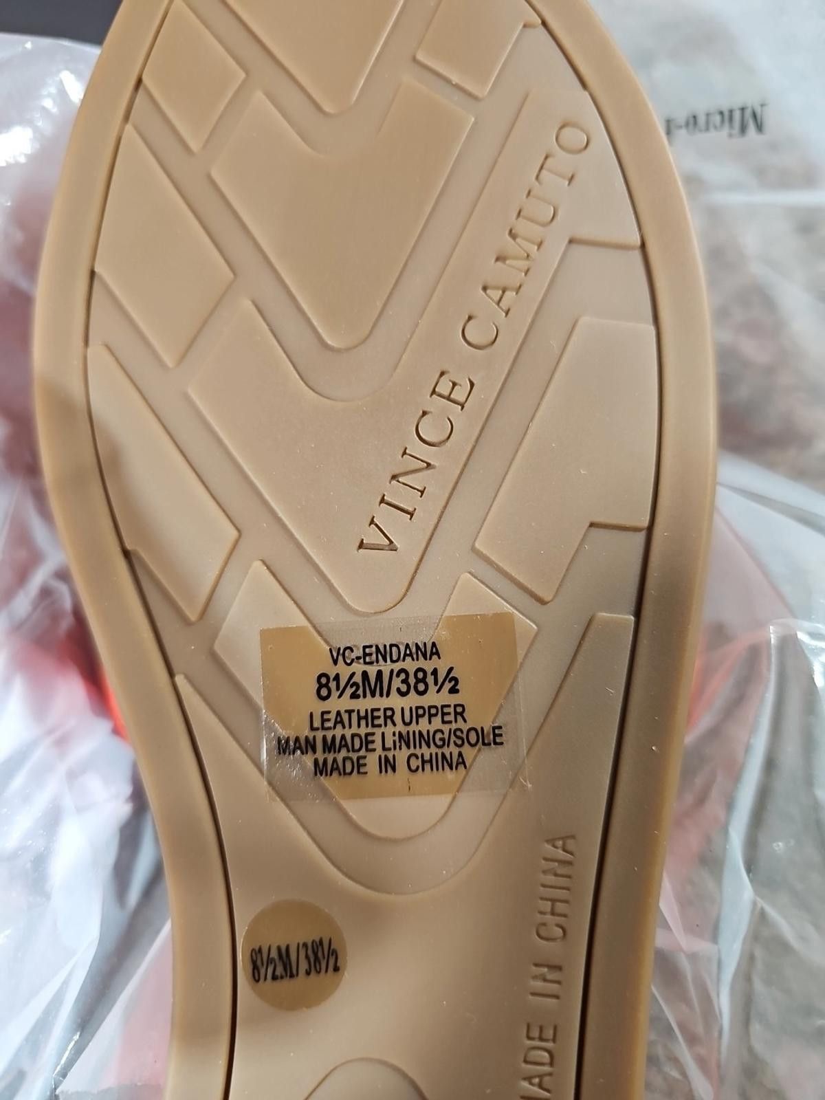 Vince Camuto vince camuto vc-endana blood orange sandals 8.5M NIB Size US 8.5 / IT 38.5 - 8 Thumbnail
