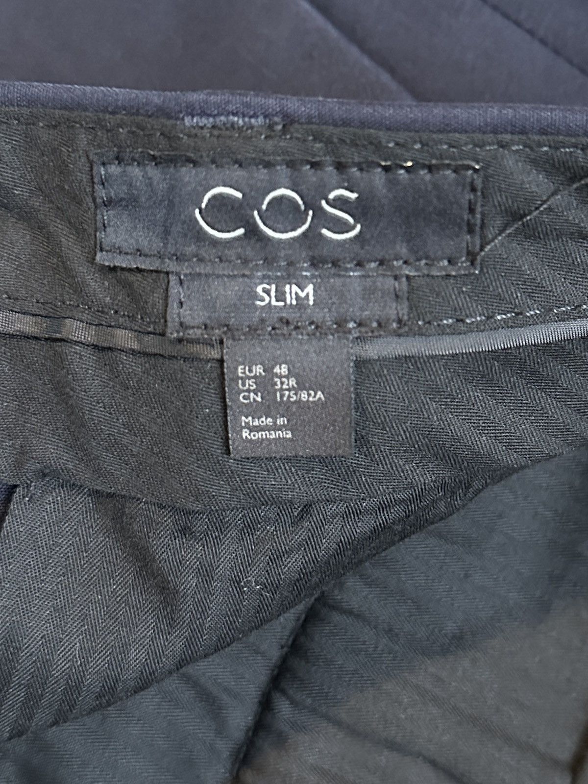 Cos Navy COS Slim Pleated Trousers Size US 32 / EU 48 - 3 Thumbnail