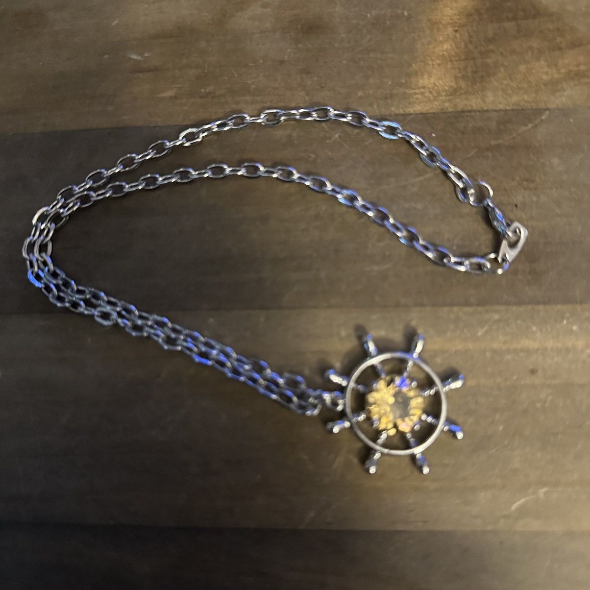 Other Rhinestone ships wheel pendant necklace Size ONE SIZE - 2 Thumbnail