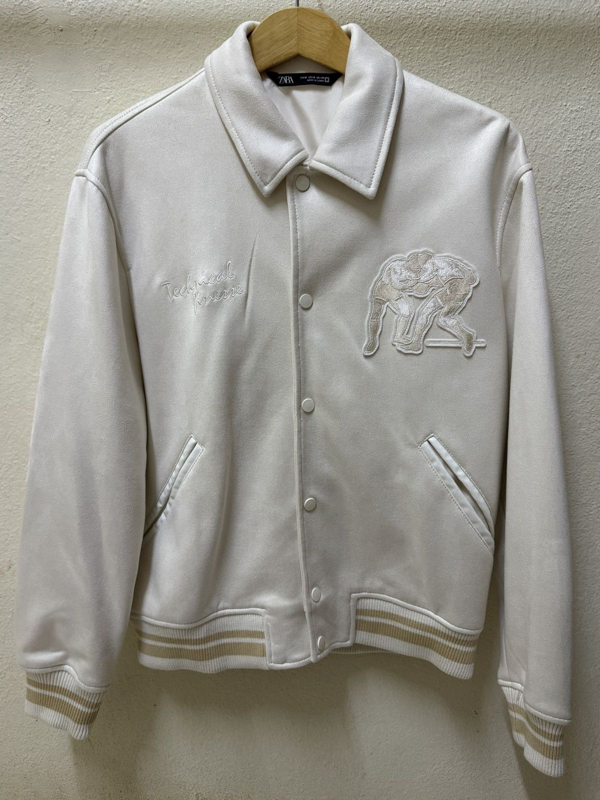 Zara ZARA bomber jacket Size US M / EU 48-50 / 2 - 1 Thumbnail