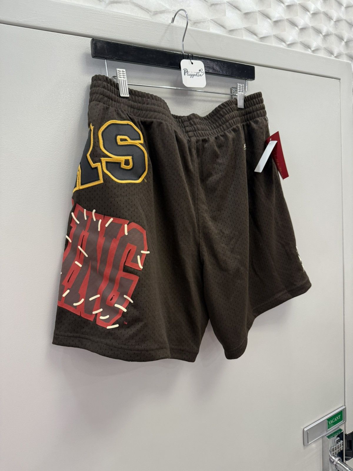 Mitchell & Ness × Travis Scott Travis Mitchell Ness Shorts Size US 34 / EU 50 - 5 Thumbnail