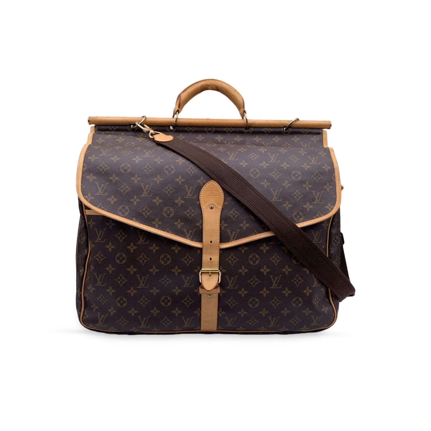 image of Louis Vuitton Louis Vuitton Luggage Vintage Chasse in Brown, Women's