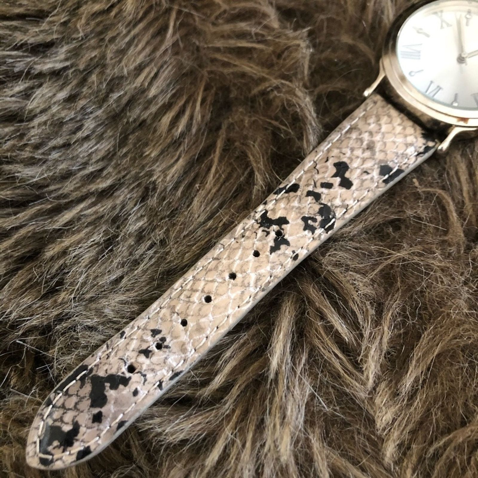 Jewelry Ladies Roman numeral snake skin leather band watch Size ONE SIZE - 7 Thumbnail