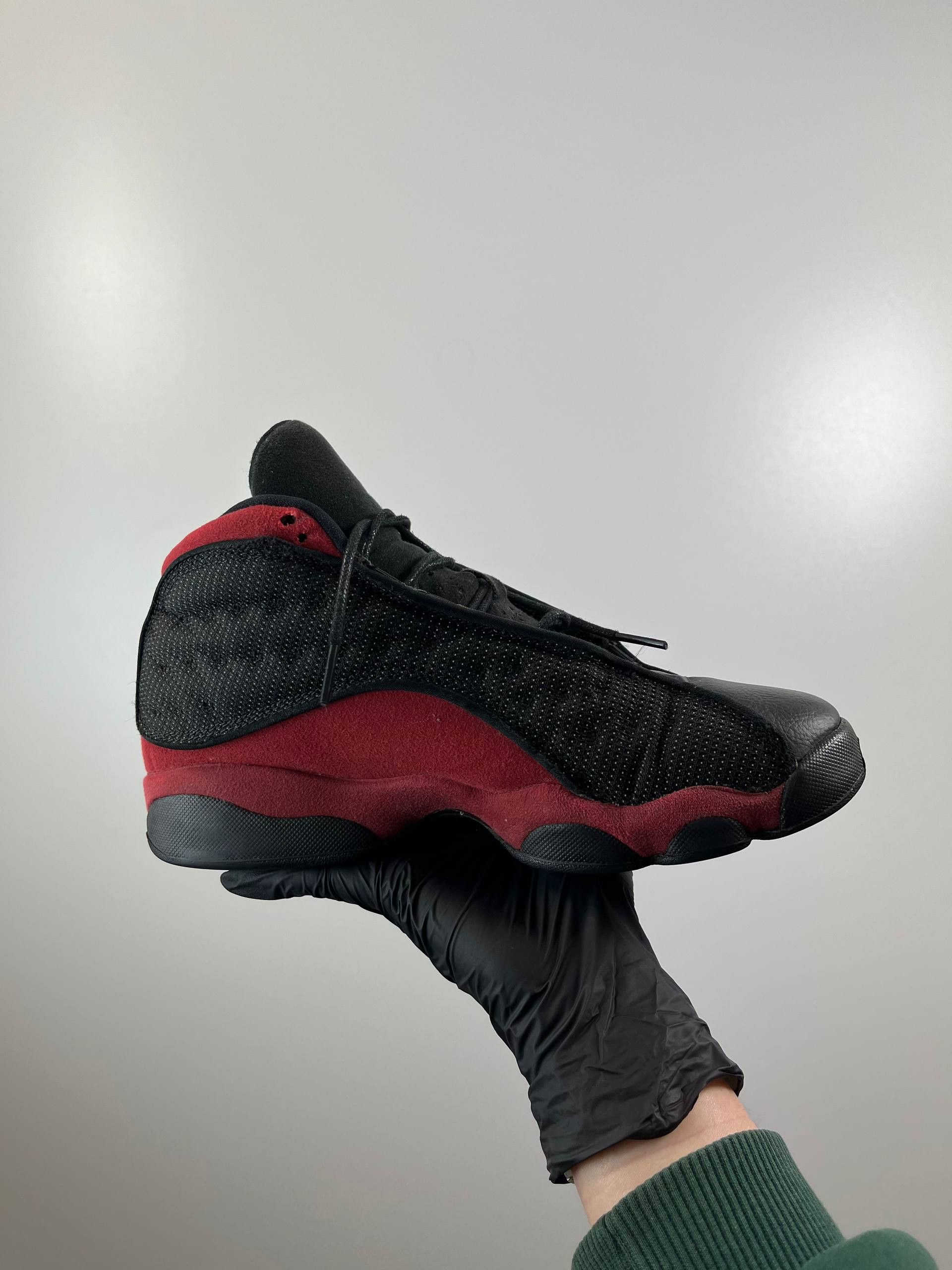 Jordan Brand Nike Air Jordan 13 Retro Bred Black Red 2017 Size 5.5 Size US 5.5 / EU 38 - 2 Thumbnail