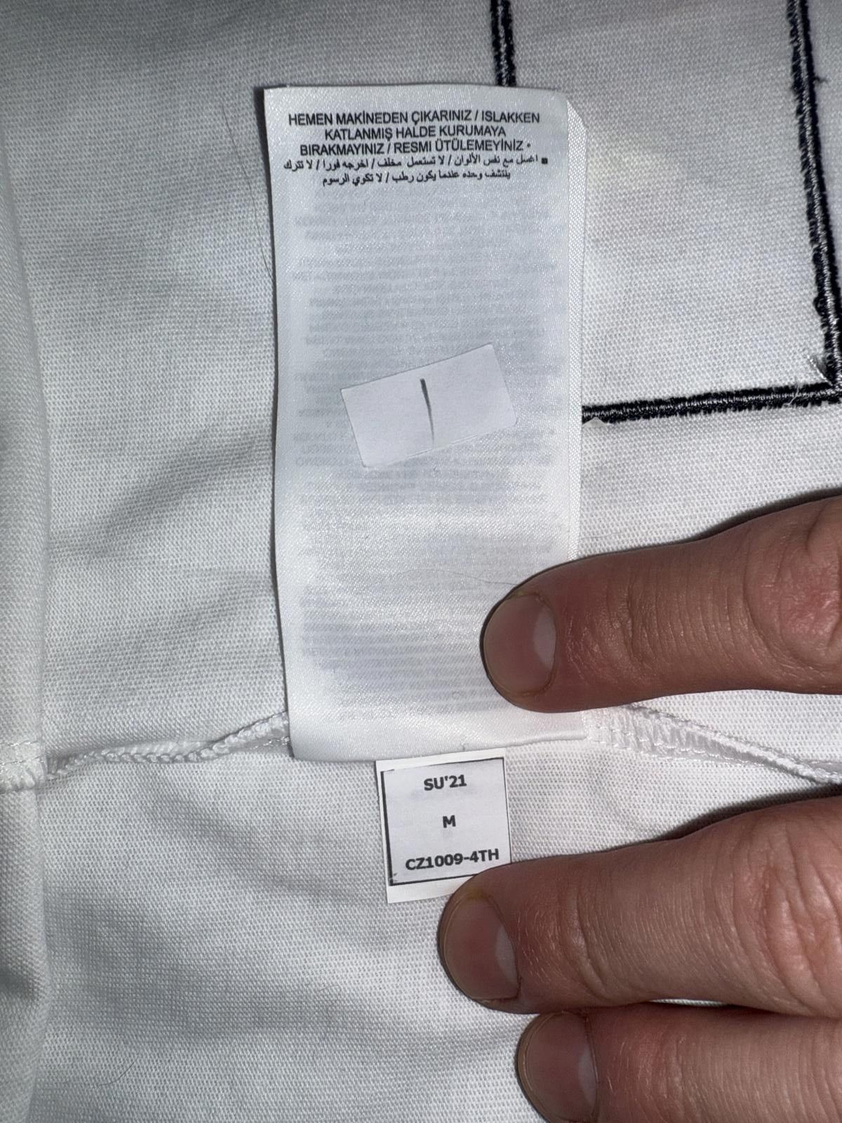 Nike Nike Men's FC Football Club Graphic T-Shirt Sample Size US M / EU 48-50 / 2 - 8 Thumbnail