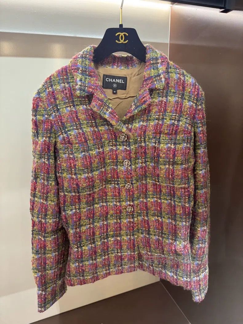 Chanel Chanel 22K Scottish colourful plaid tweed jacket Size XS / US 0-2 / IT 36-38 - 1 Thumbnail