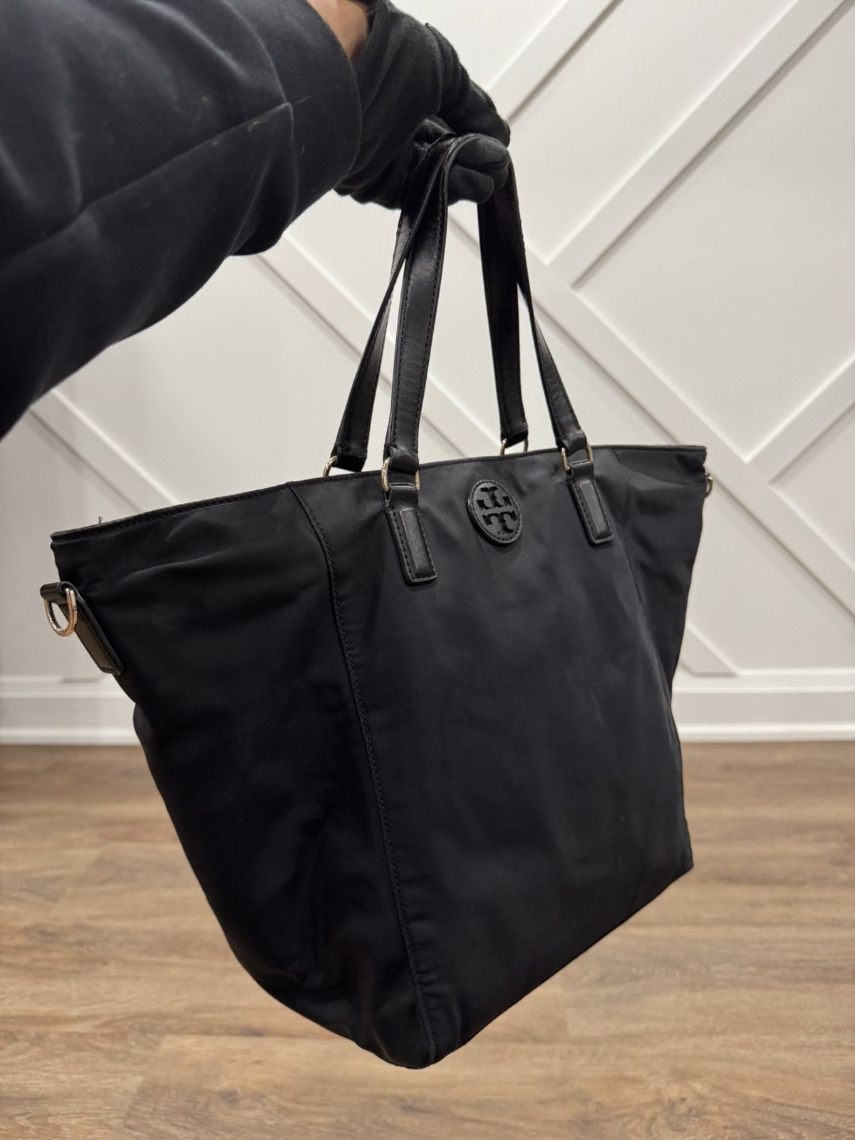Tory Burch Tory Burch Tilda Nylon Tote Bag - Black Size ONE SIZE - 4 Thumbnail