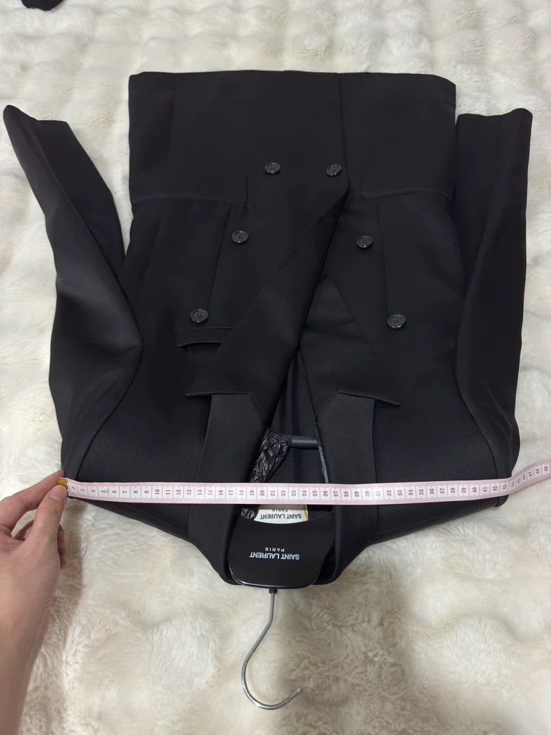 Saint Laurent Paris Saint Laurent Paris Silk double-breasted smoking blazer Size XS / US 0-2 / IT 36-38 - 8 Thumbnail