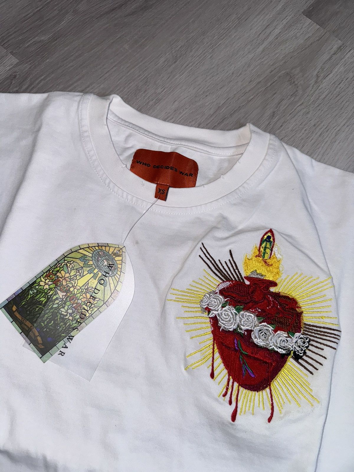 Who Decides War Who Decides War Heart Tee Size US XS / EU 42 / 0 - 2 Thumbnail