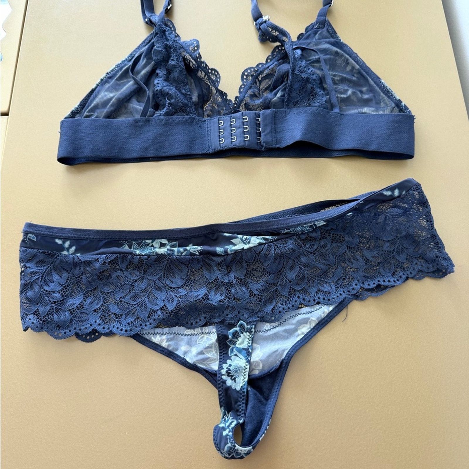 Other Boho Navy Floral Lace Bralette & Brief Set Intimates size S Size ONE SIZE - 4 Thumbnail