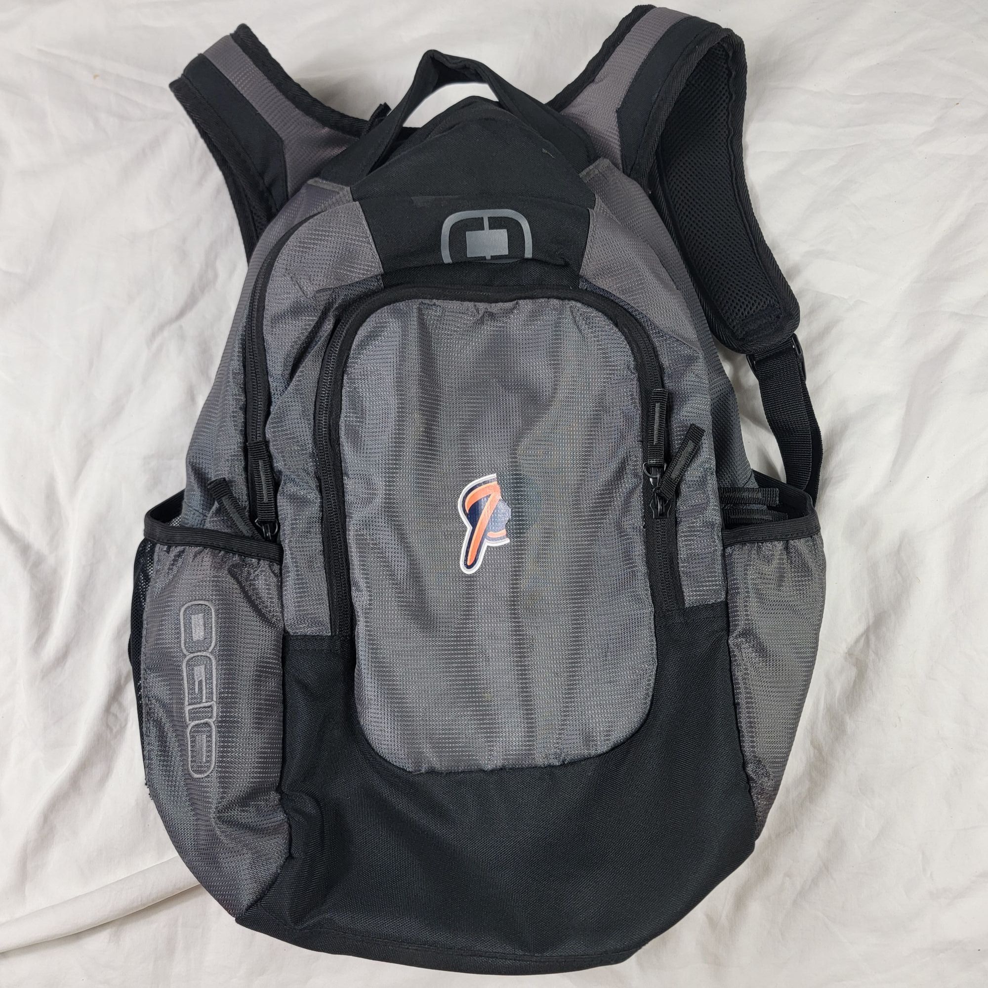 Ogio Ogio Black Gray Backpack Hiking Outdoors School College Outd Size ONE SIZE - 1 Thumbnail