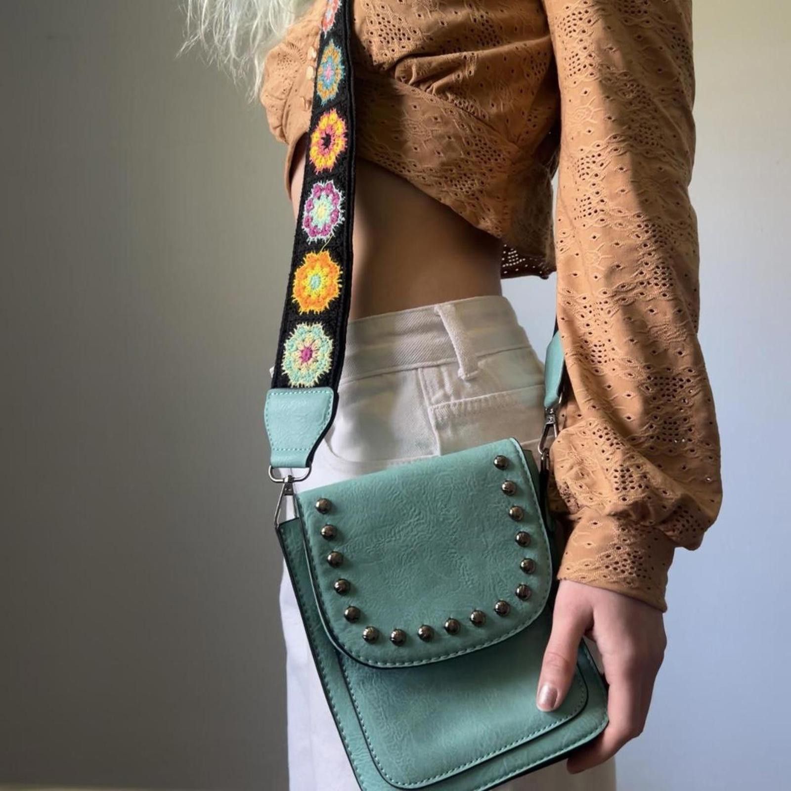Other Studded turquoise crossbody bag with crochet floral strap Size ONE SIZE - 6 Thumbnail