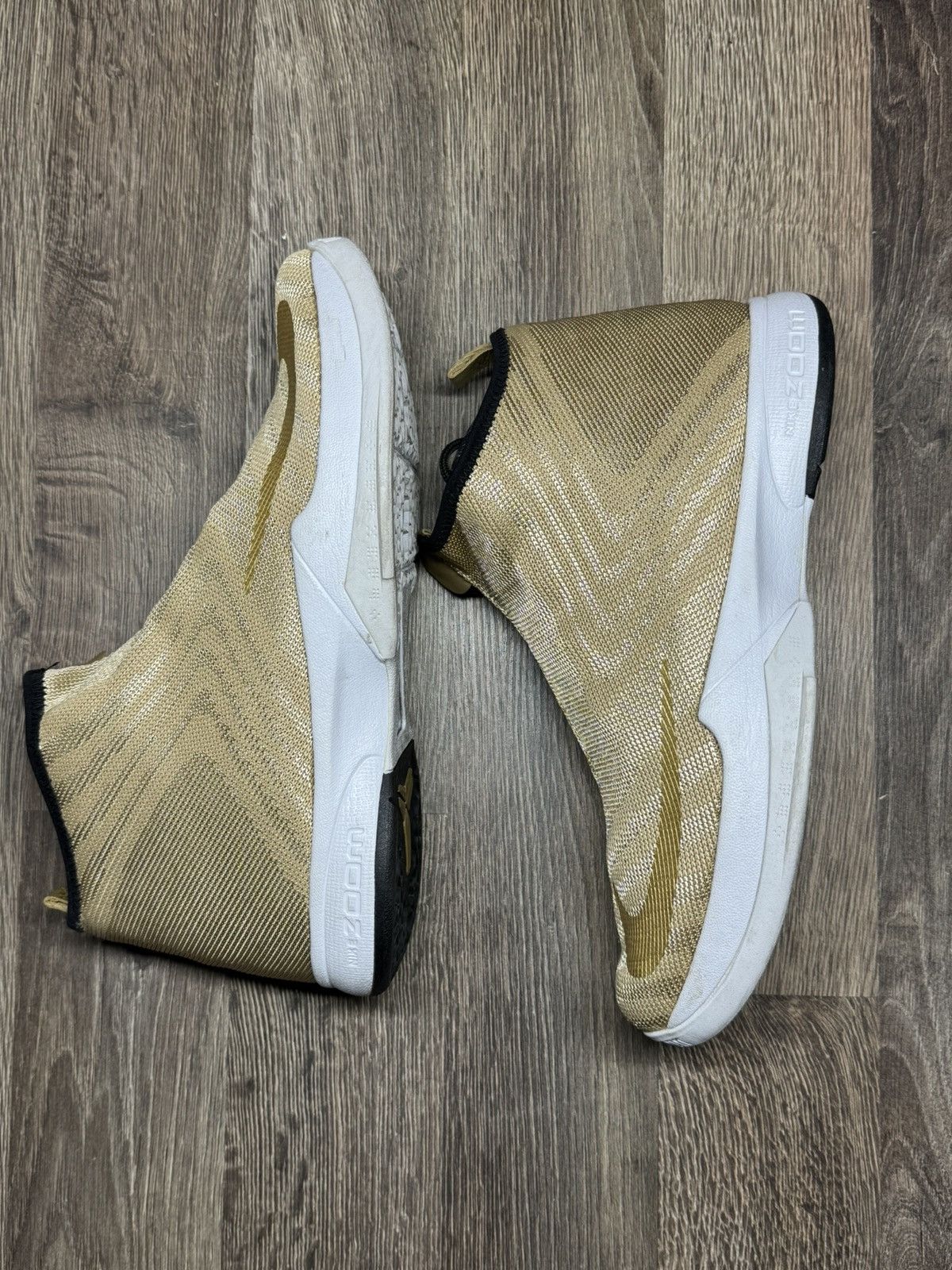 Nike Kobe icon Size US 12 / EU 45 - 17 Thumbnail