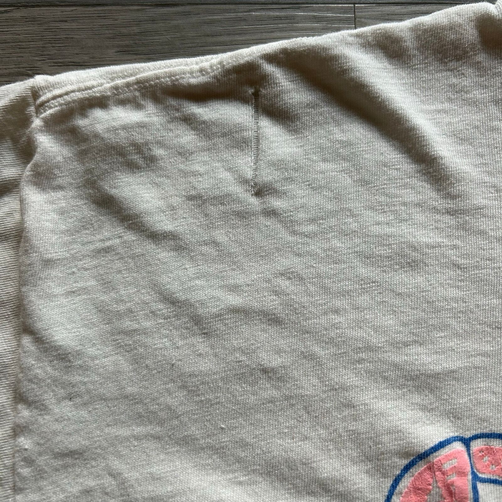 Guess Vtg 80s GUESS Products Vintage Puff Print Star Logo T-Shirt Size US XL / EU 56 / 4 - 7 Thumbnail