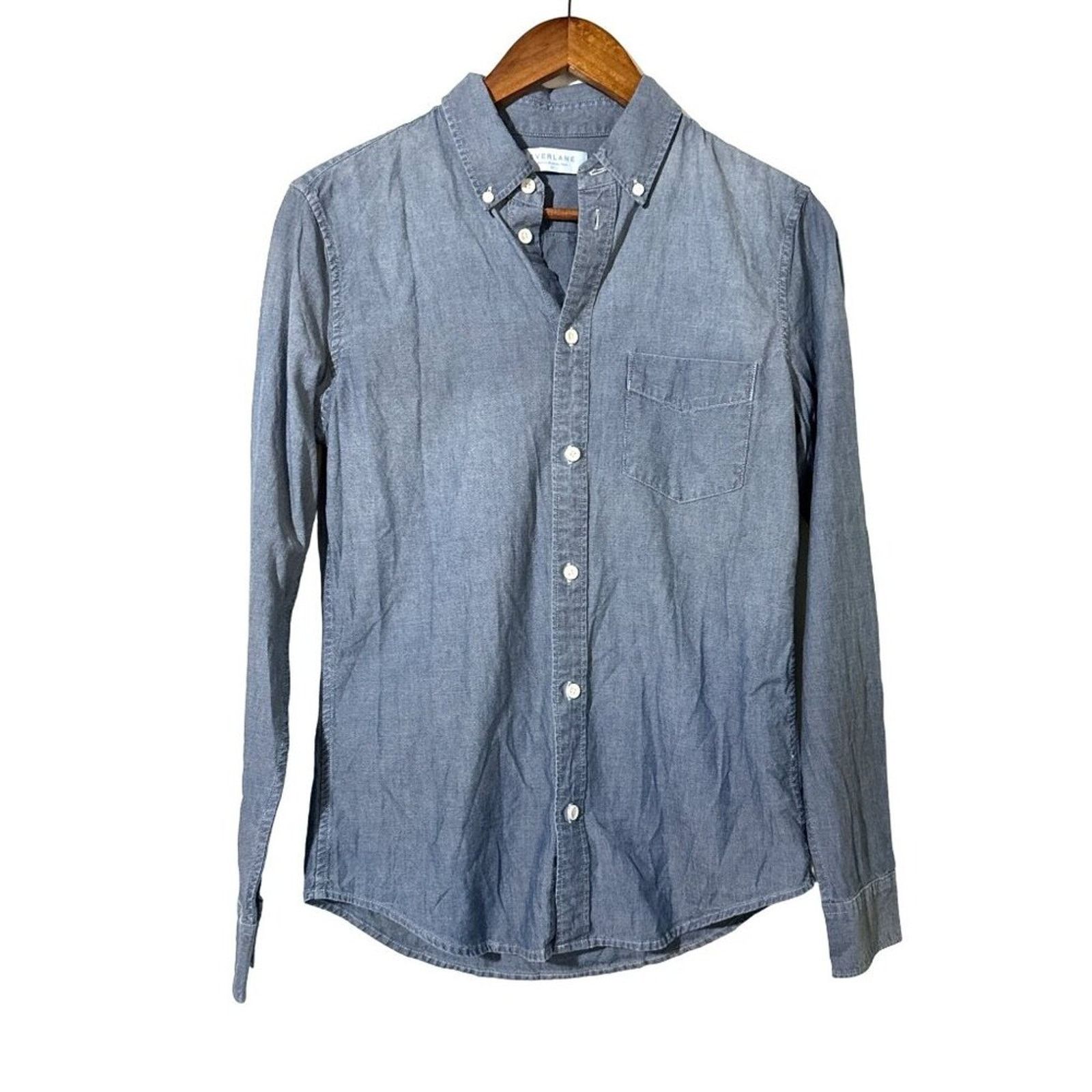 Everlane Everlane Womens The Chambray Slim Fit Shirt Button Up XS Size XS / US 0-2 / IT 36-38 - 1 Thumbnail